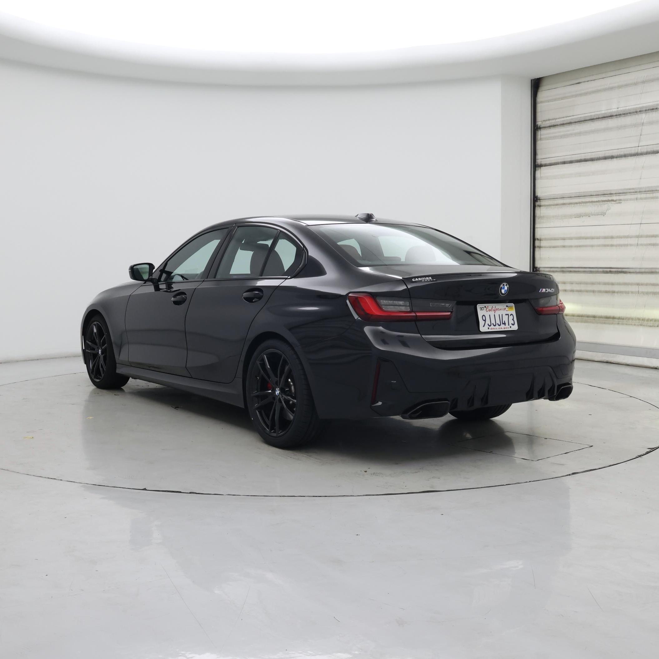 Thumbnail: 2024 BMW 3 Series - 2