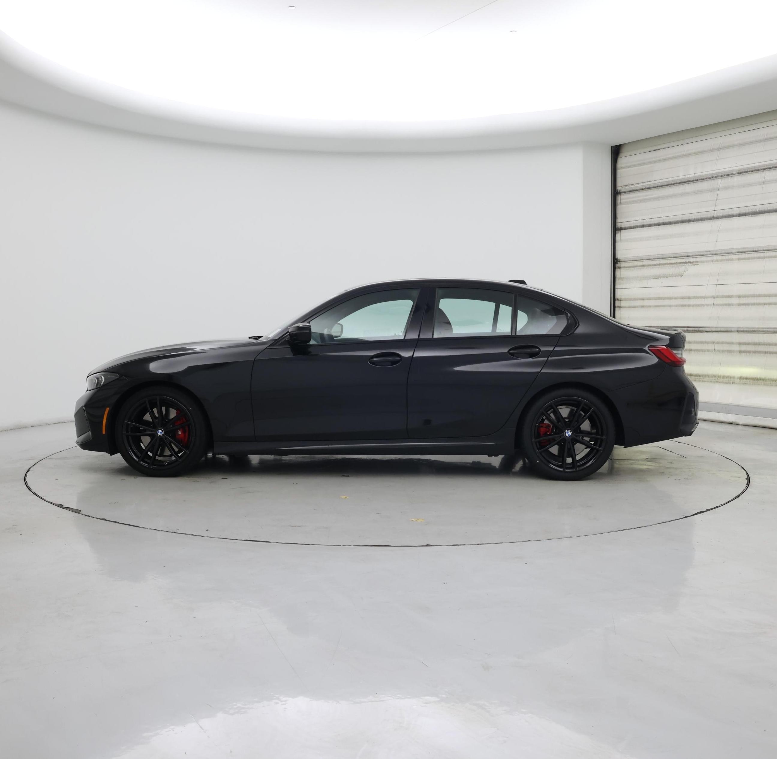 Thumbnail: 2024 BMW 3 Series - 3