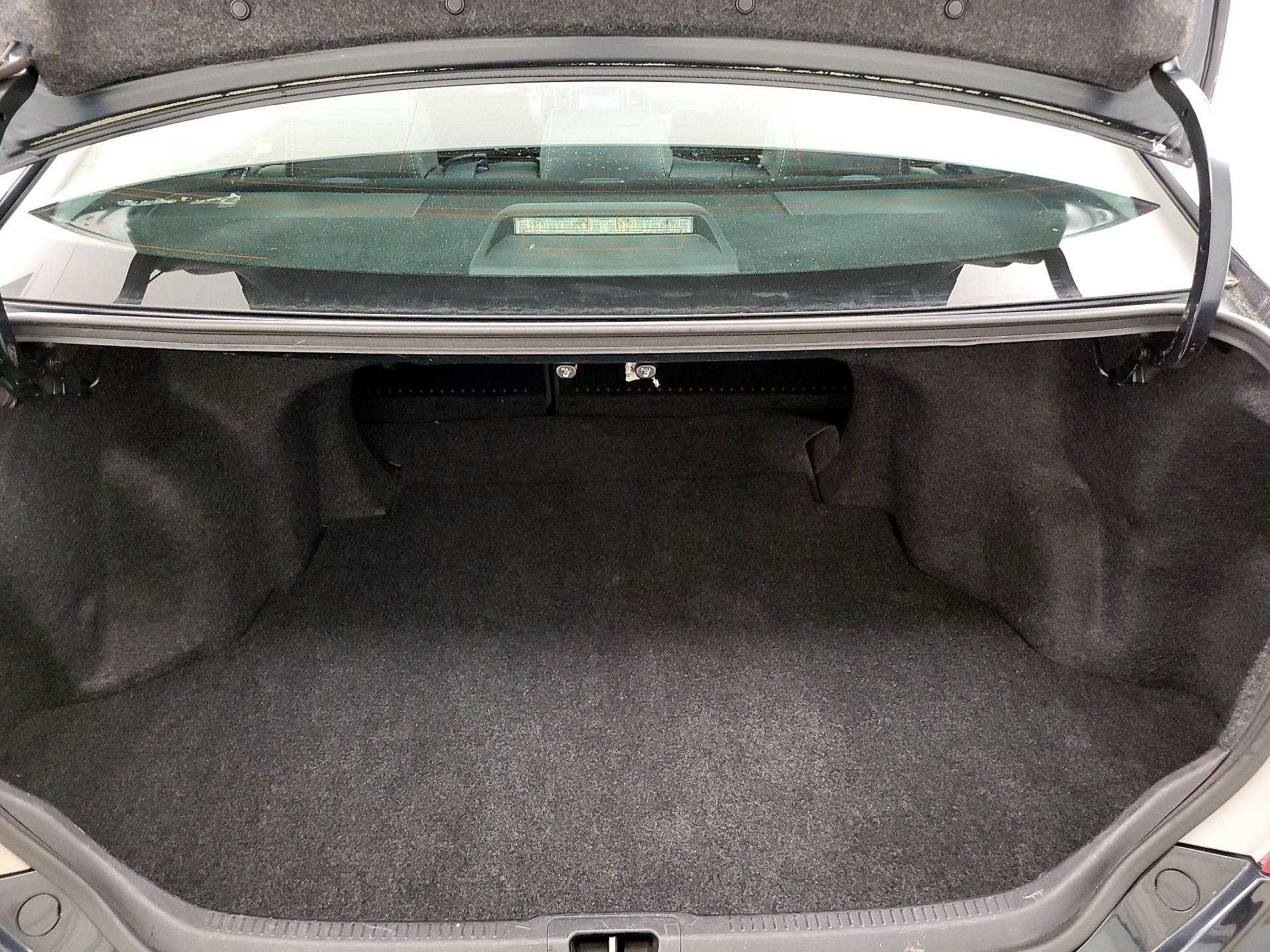 Thumbnail: 2014 Toyota Camry - 18