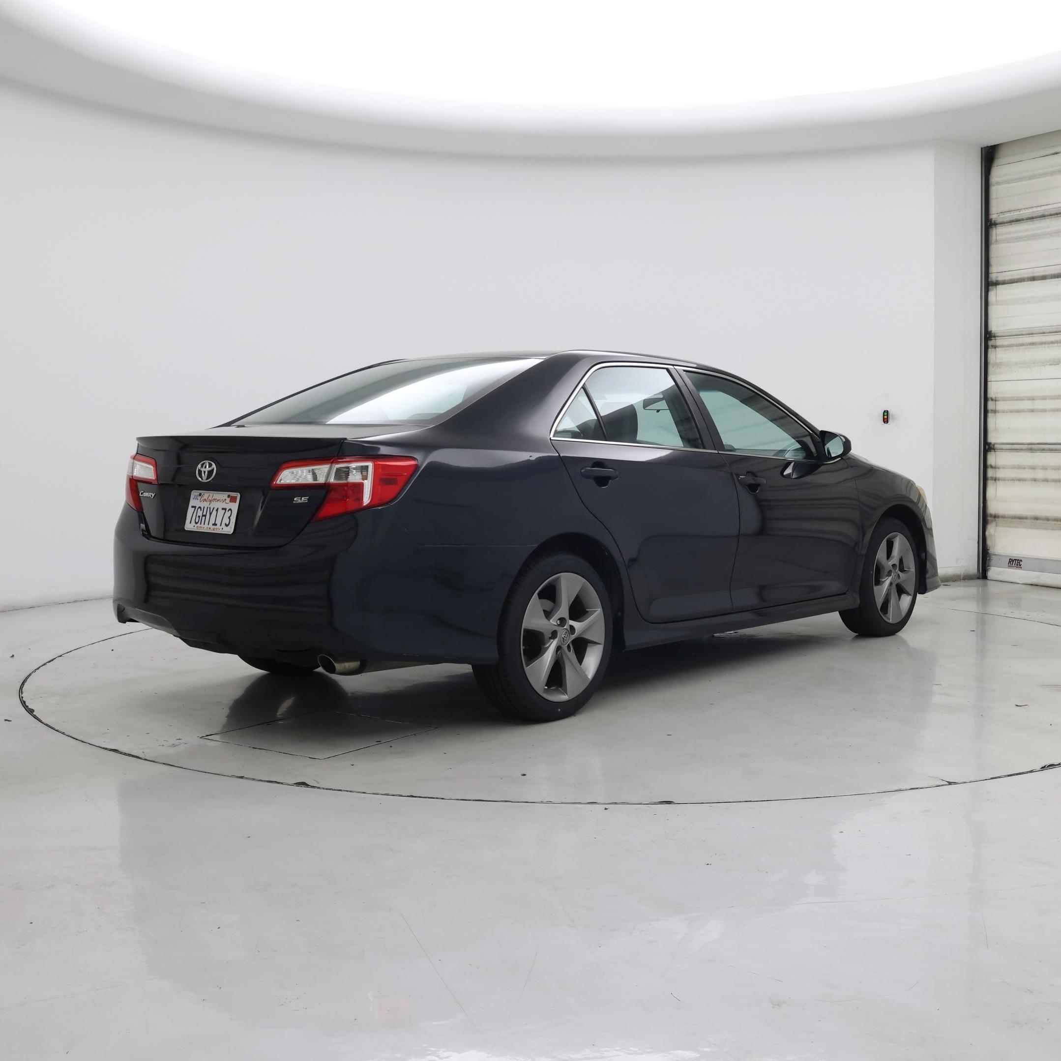 Thumbnail: 2014 Toyota Camry - 8