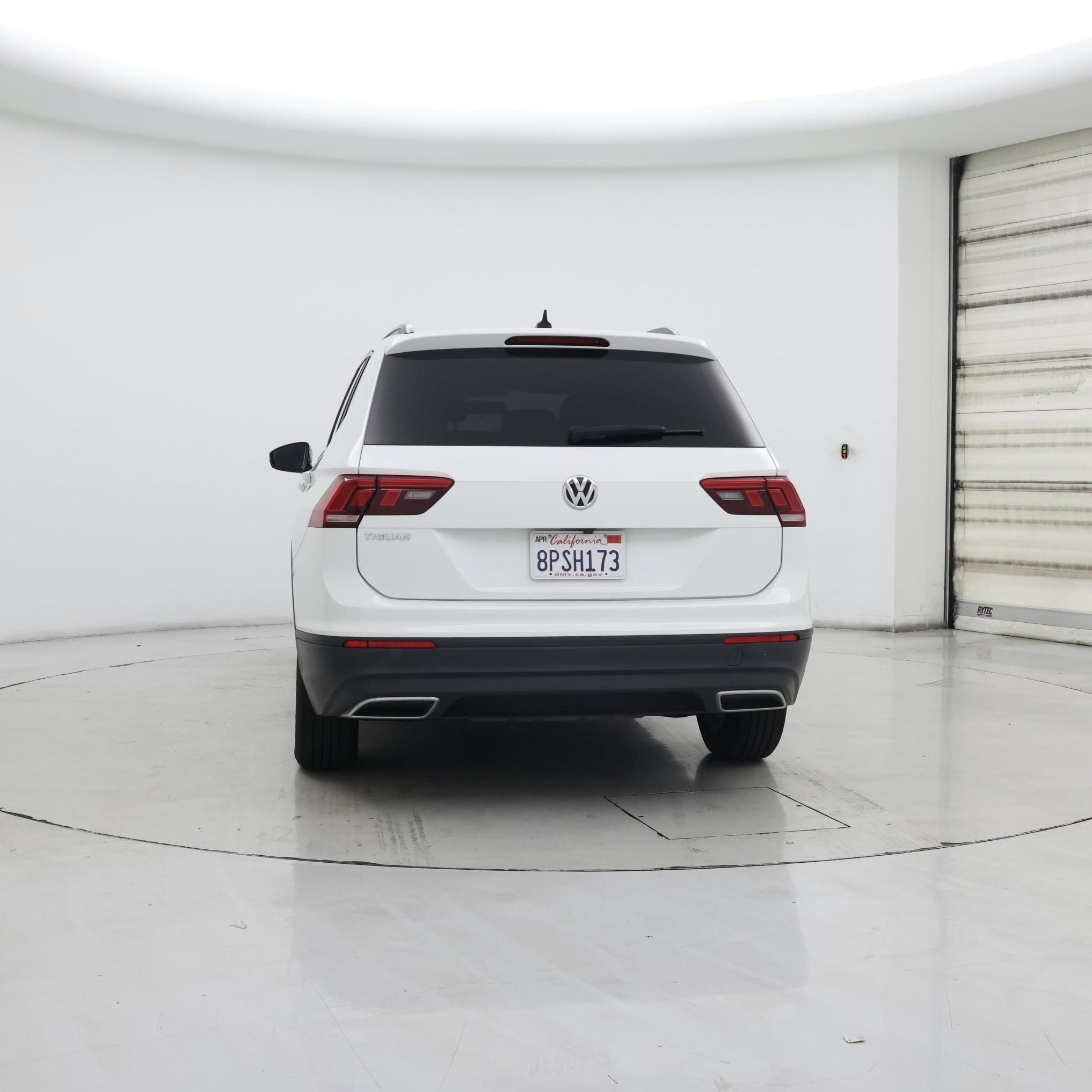 Thumbnail: 2020 Volkswagen Tiguan - 6
