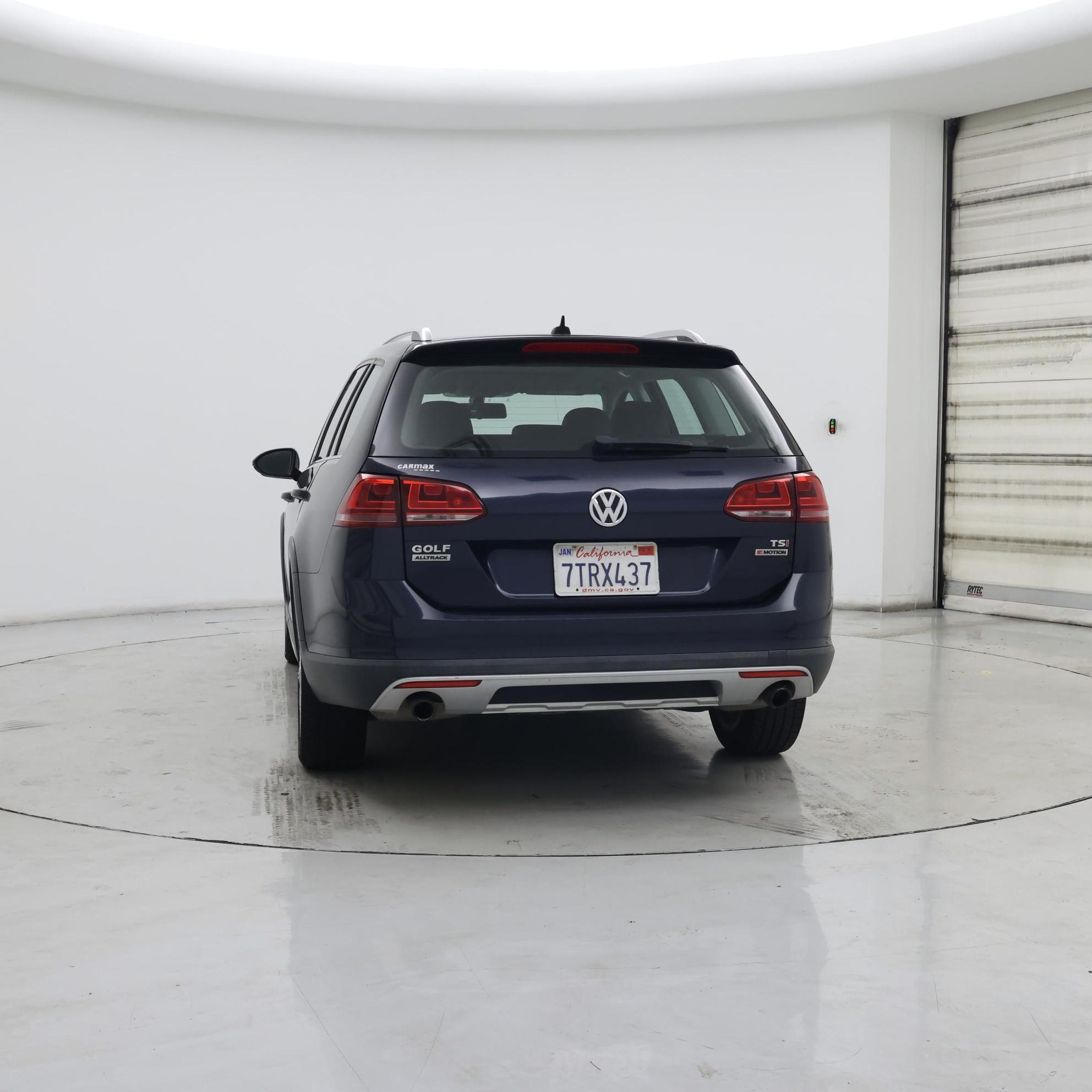 Thumbnail: 2017 Volkswagen Golf - 6