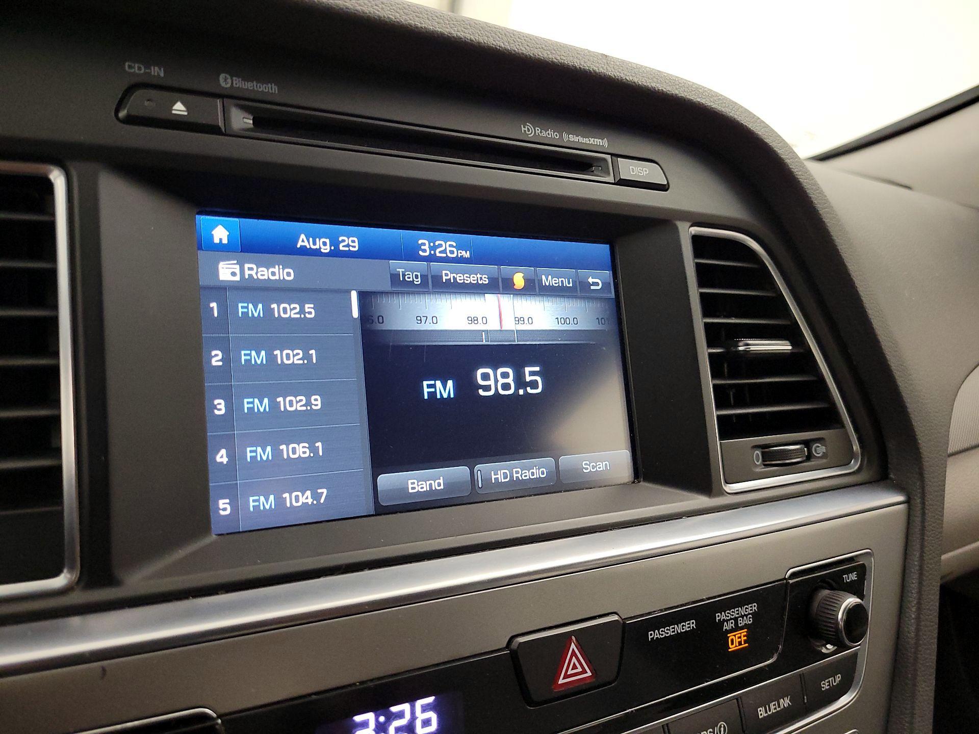Thumbnail: 2016 Hyundai Sonata - 15