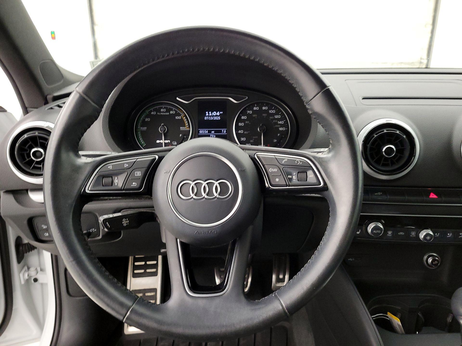 Thumbnail: 2018 Audi A3 - 10