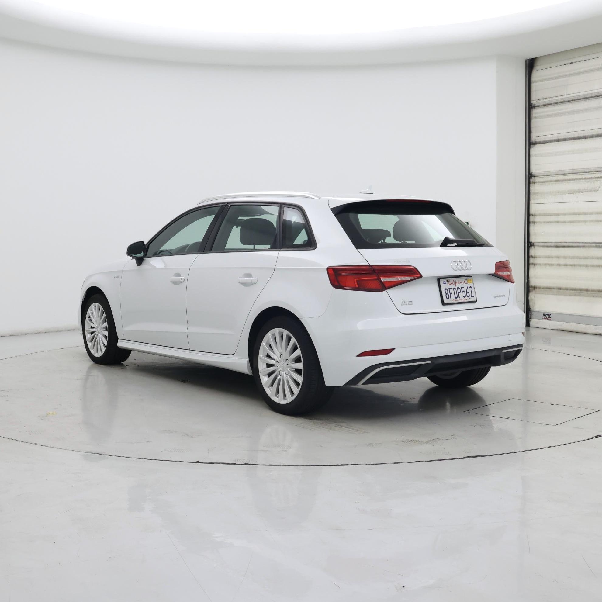 Thumbnail: 2018 Audi A3 - 2
