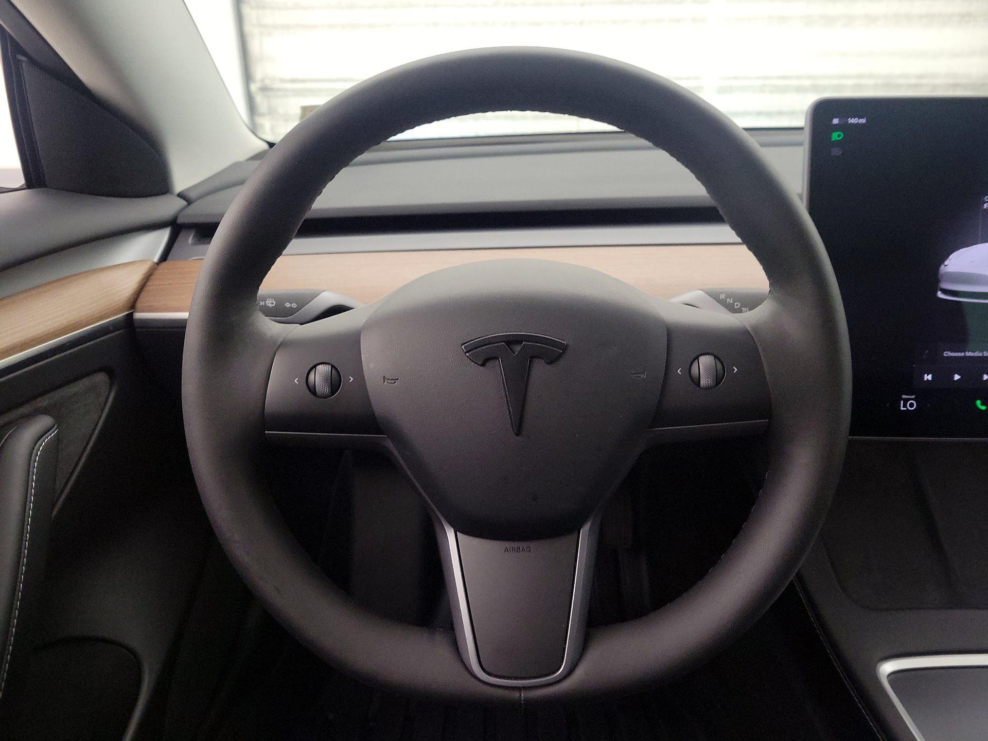 Thumbnail: 2022 Tesla Model 3 - 10