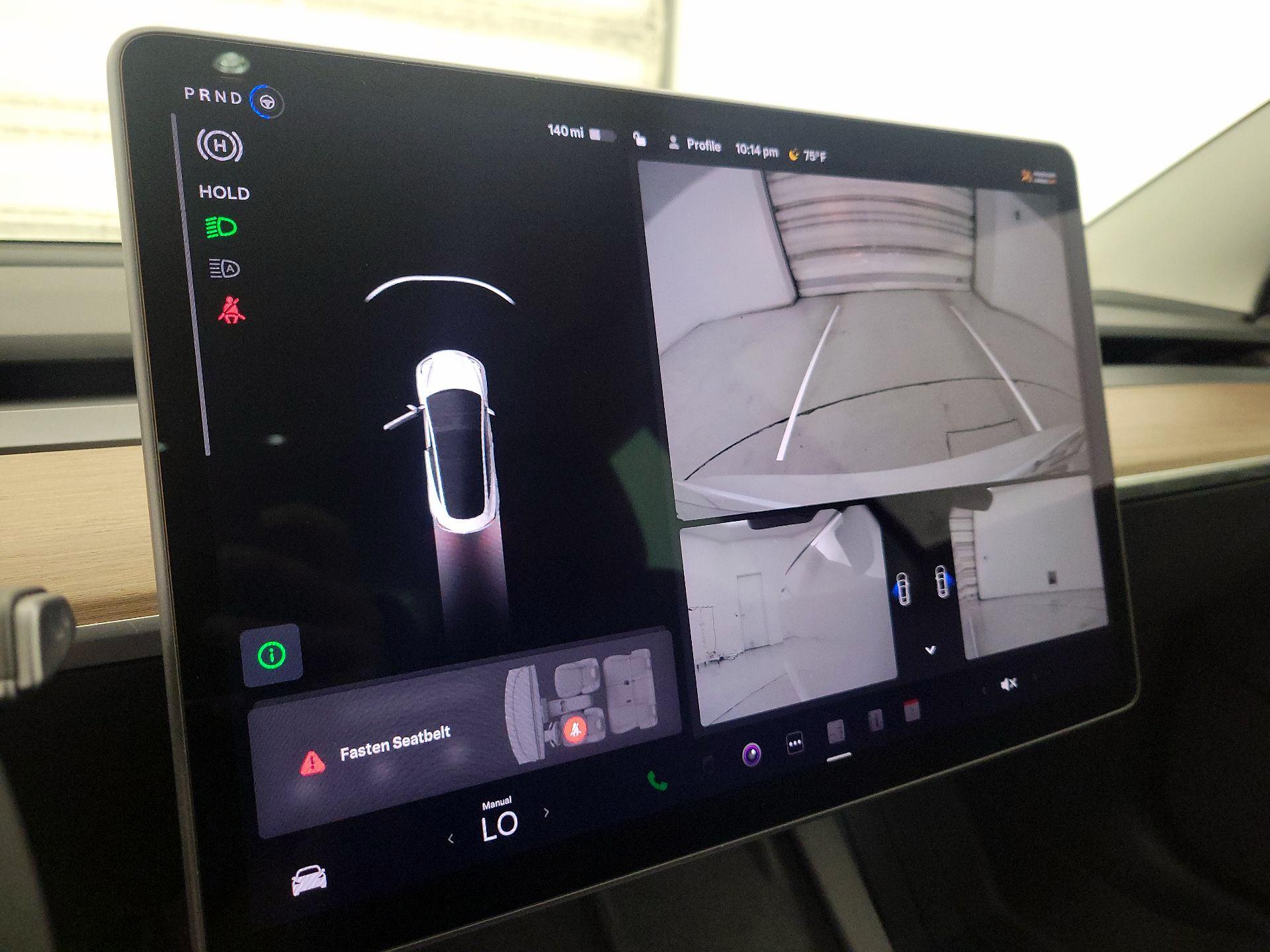 Thumbnail: 2022 Tesla Model 3 - 14