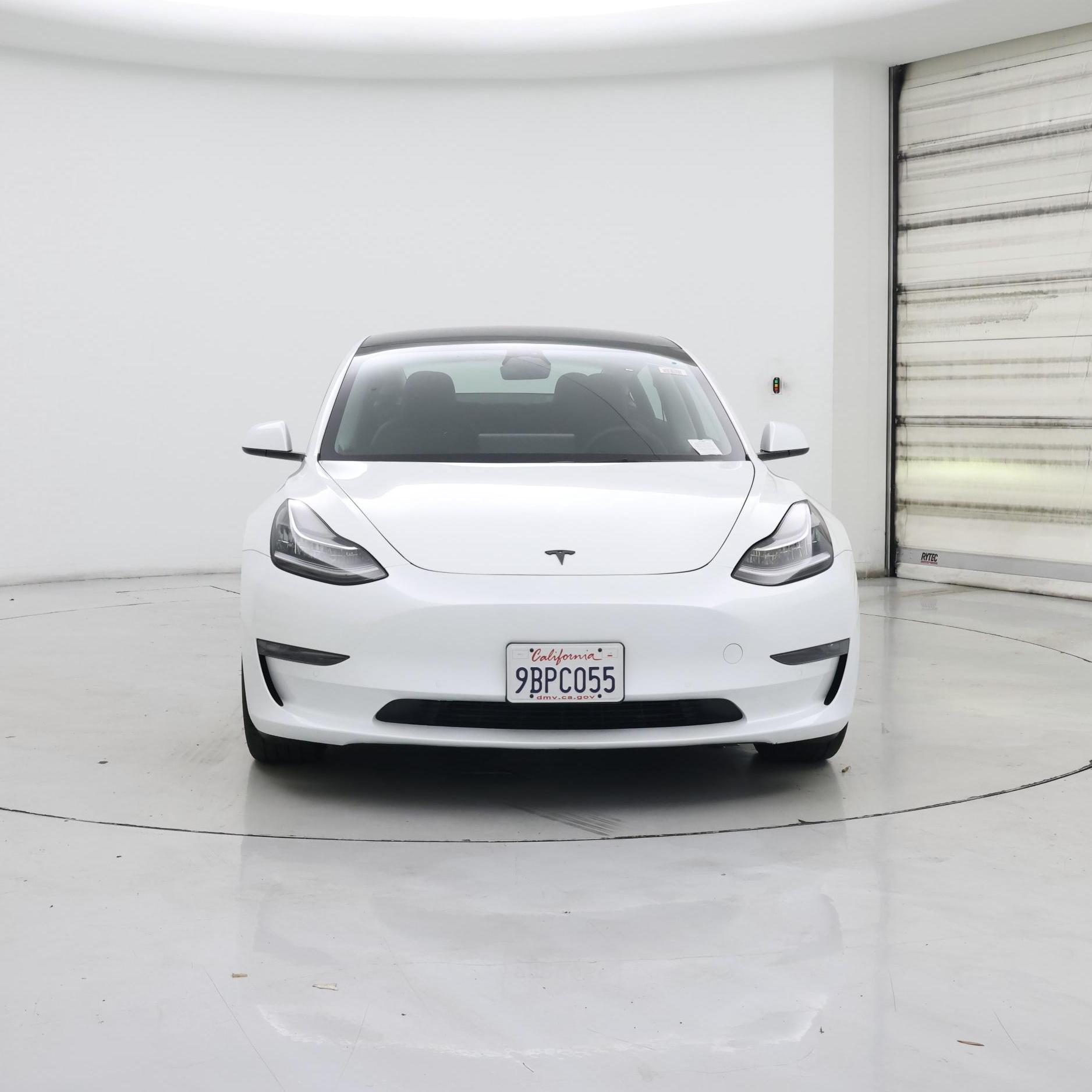 Thumbnail: 2022 Tesla Model 3 - 5