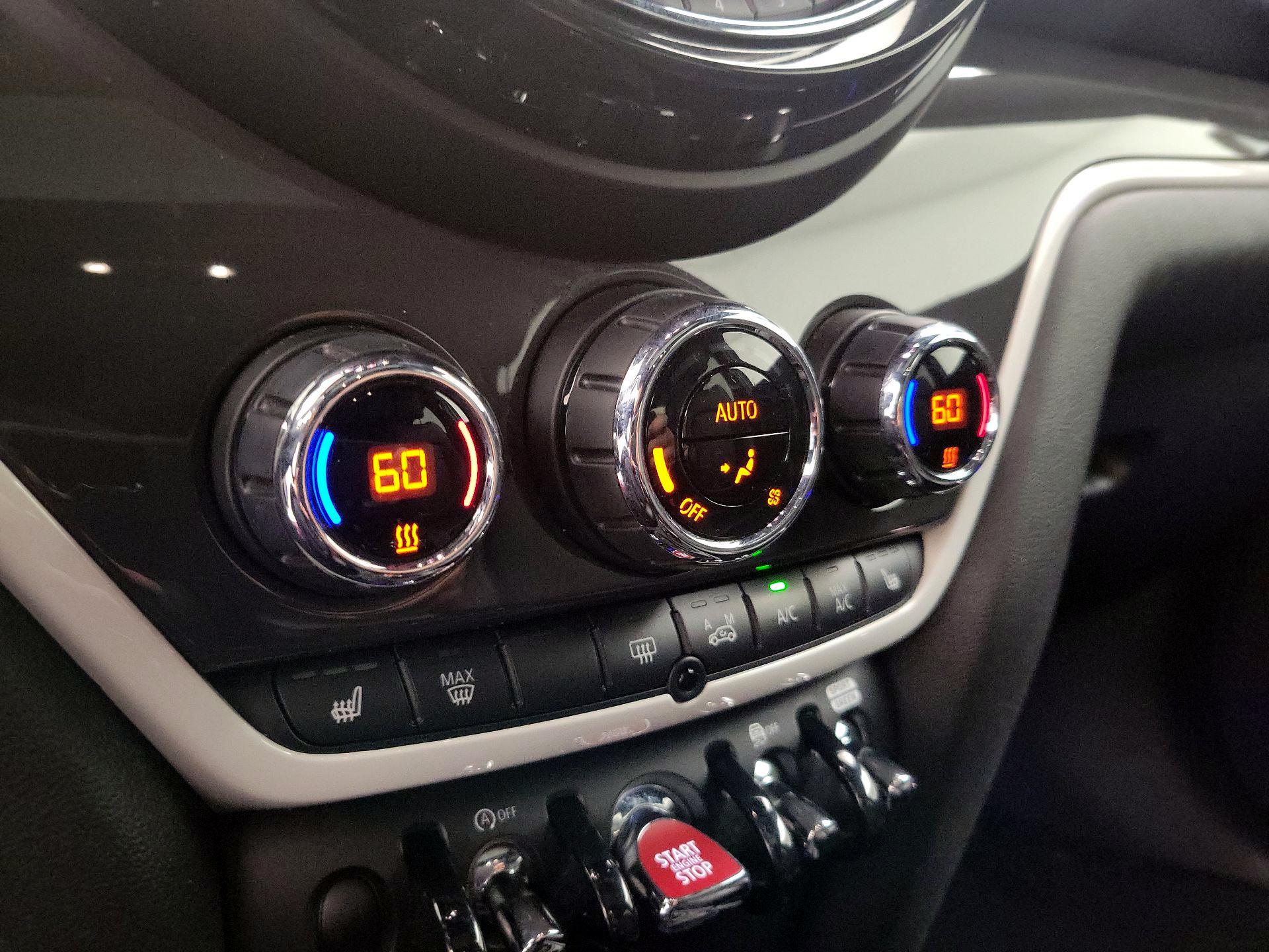 Thumbnail: 2020 MINI Cooper Countryman - 16