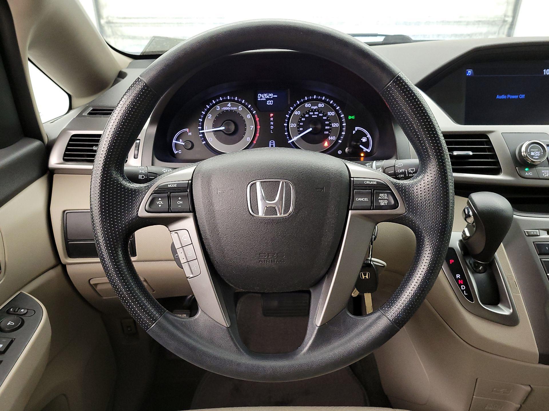 Thumbnail: 2016 Honda Odyssey - 10