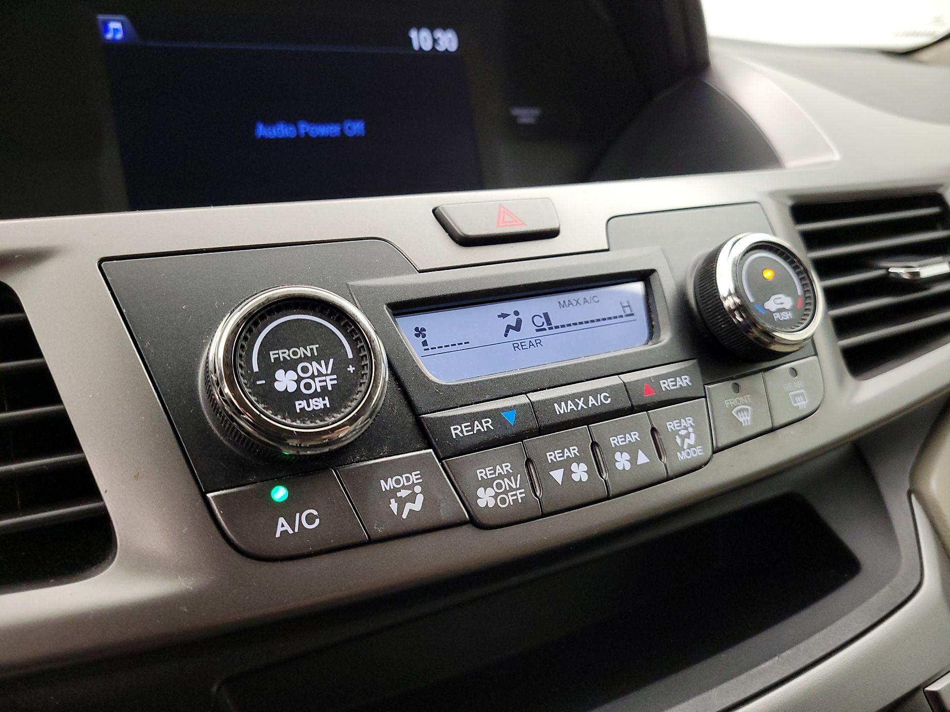Thumbnail: 2016 Honda Odyssey - 15