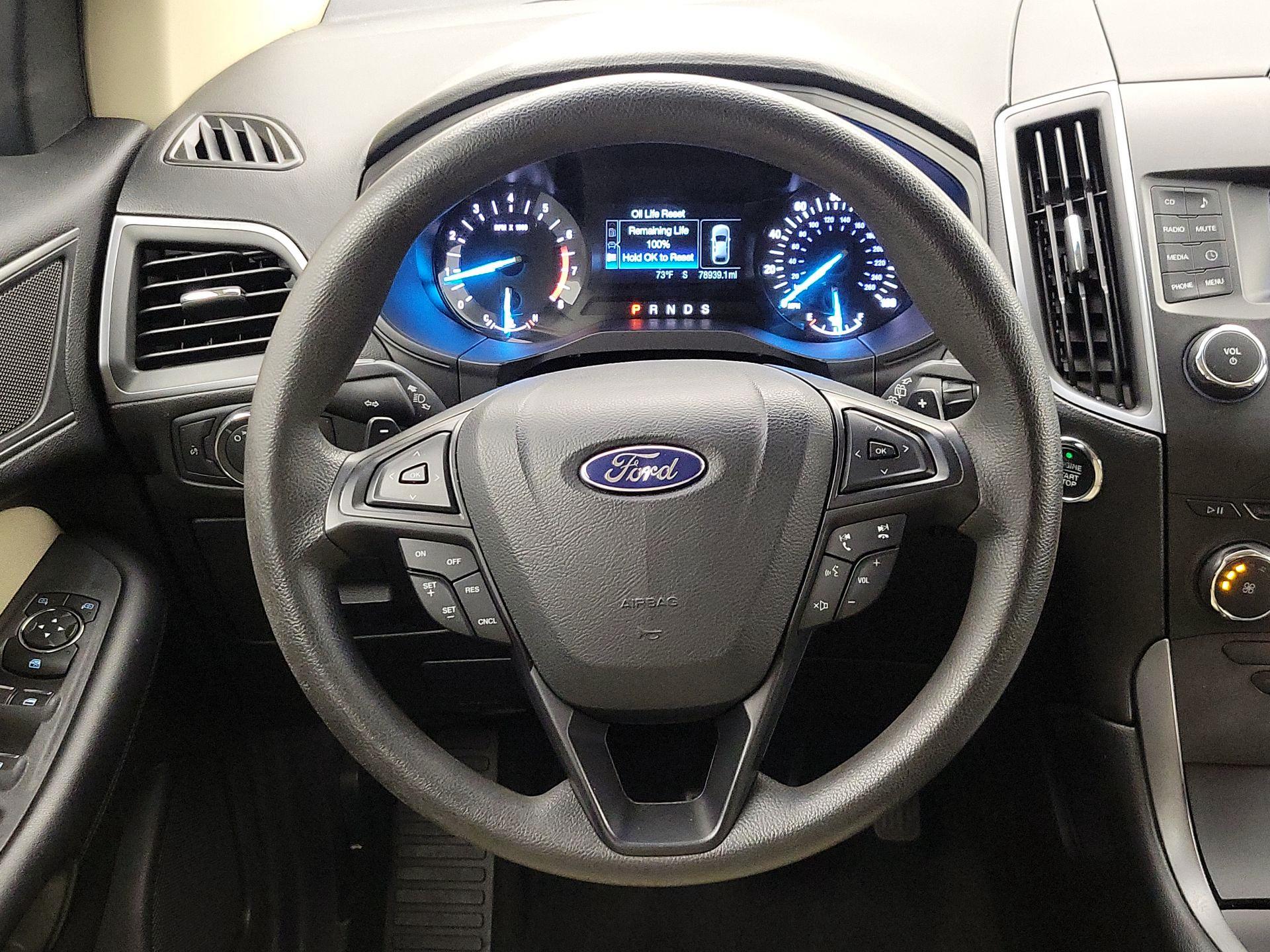 Thumbnail: 2015 Ford Edge - 10