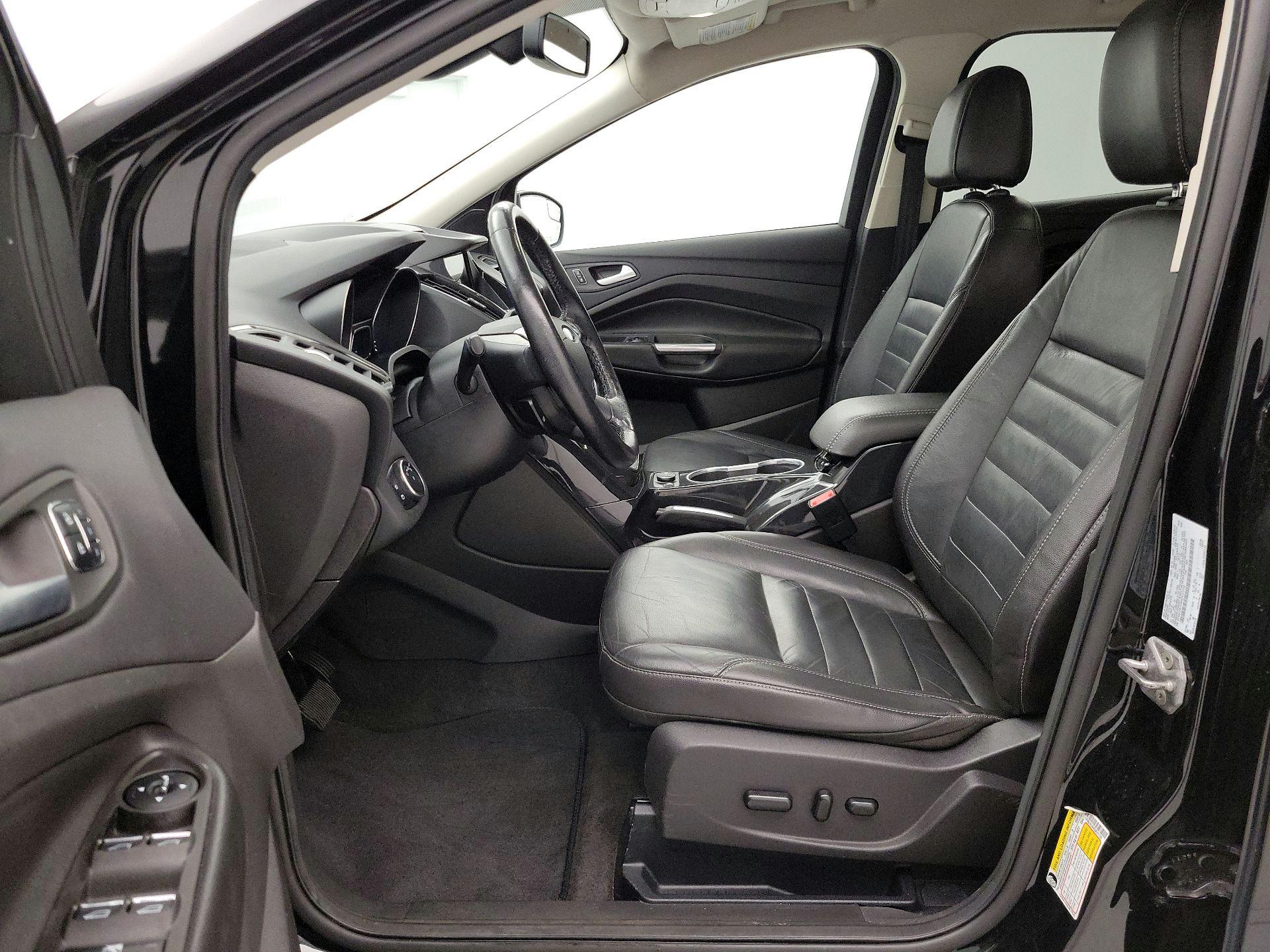 Thumbnail: 2016 Ford Escape - 11