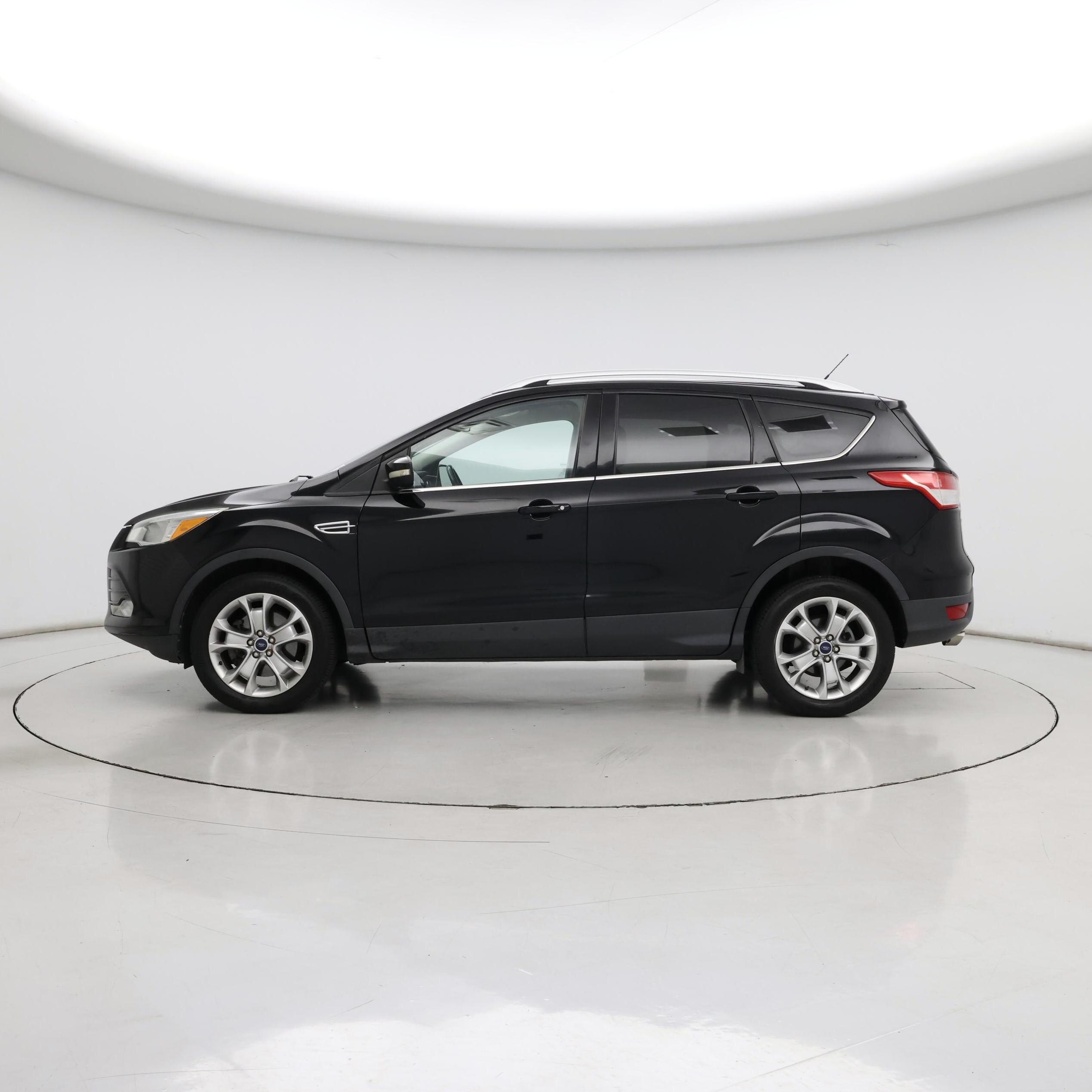 Thumbnail: 2016 Ford Escape - 3