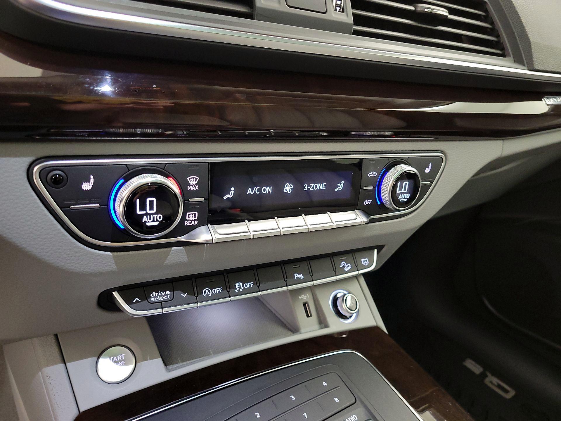 Thumbnail: 2020 Audi Q5 - 15