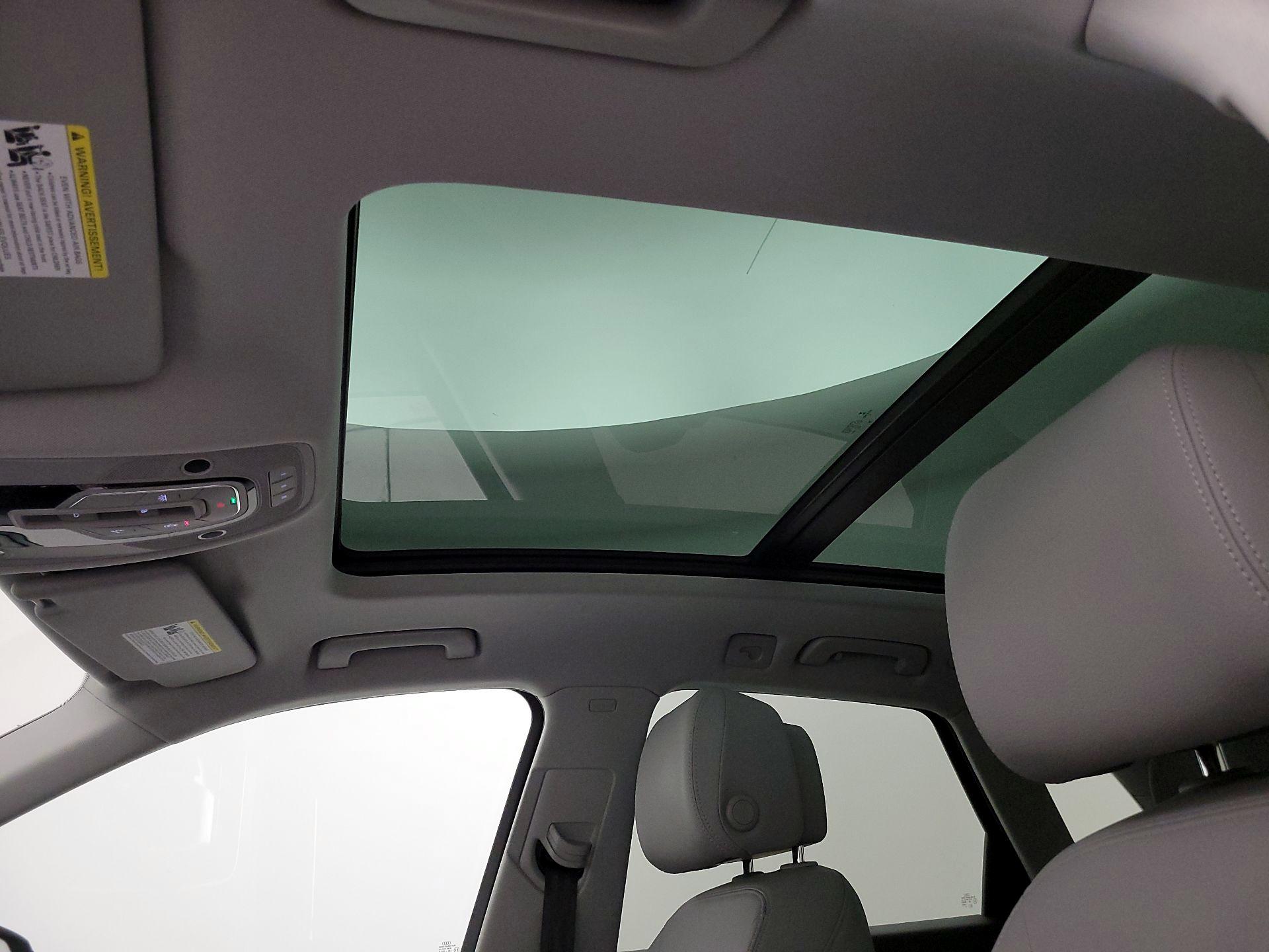 Thumbnail: 2020 Audi Q5 - 17