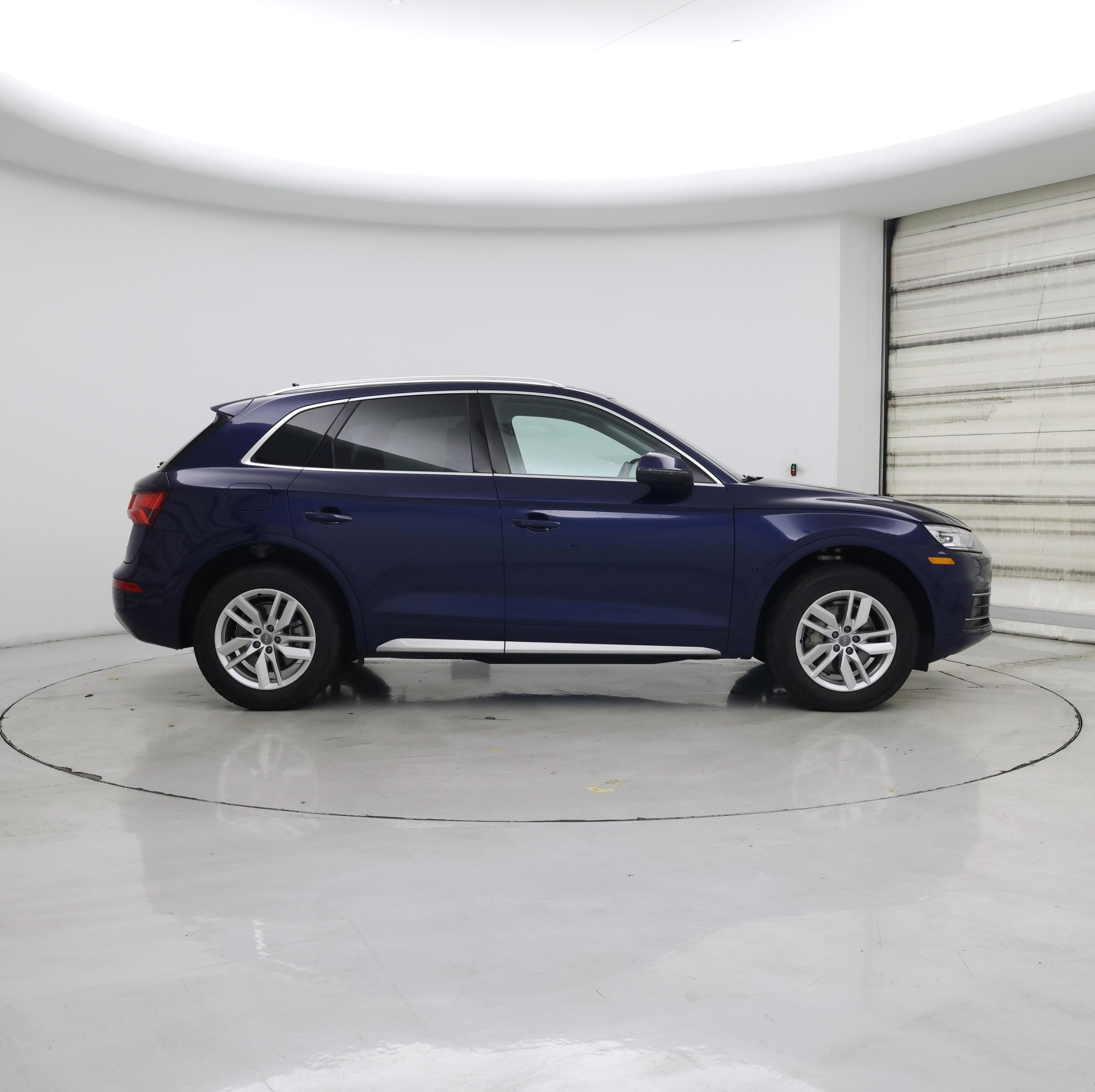 Thumbnail: 2020 Audi Q5 - 7