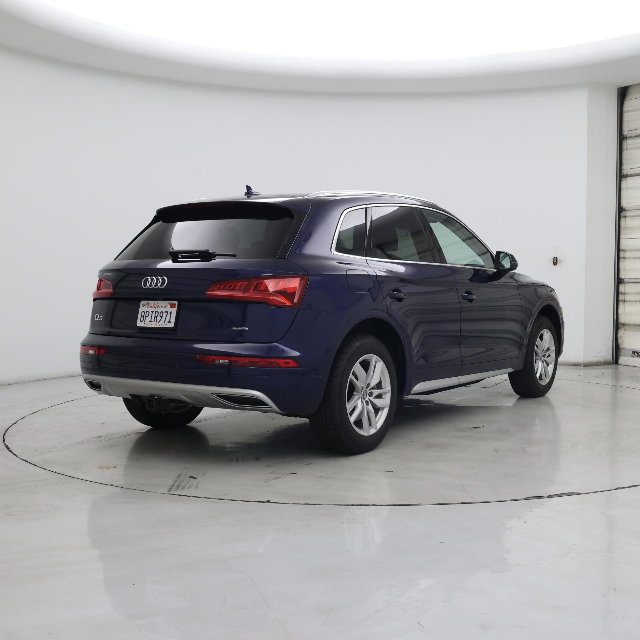 Thumbnail: 2020 Audi Q5 - 8