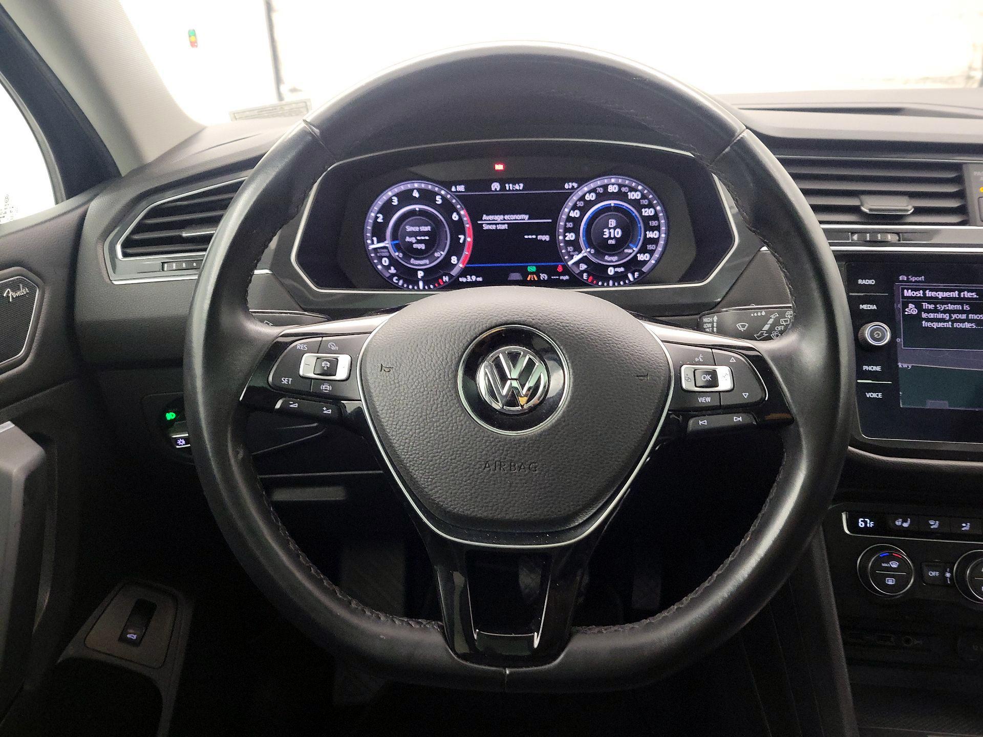 Thumbnail: 2019 Volkswagen Tiguan - 10