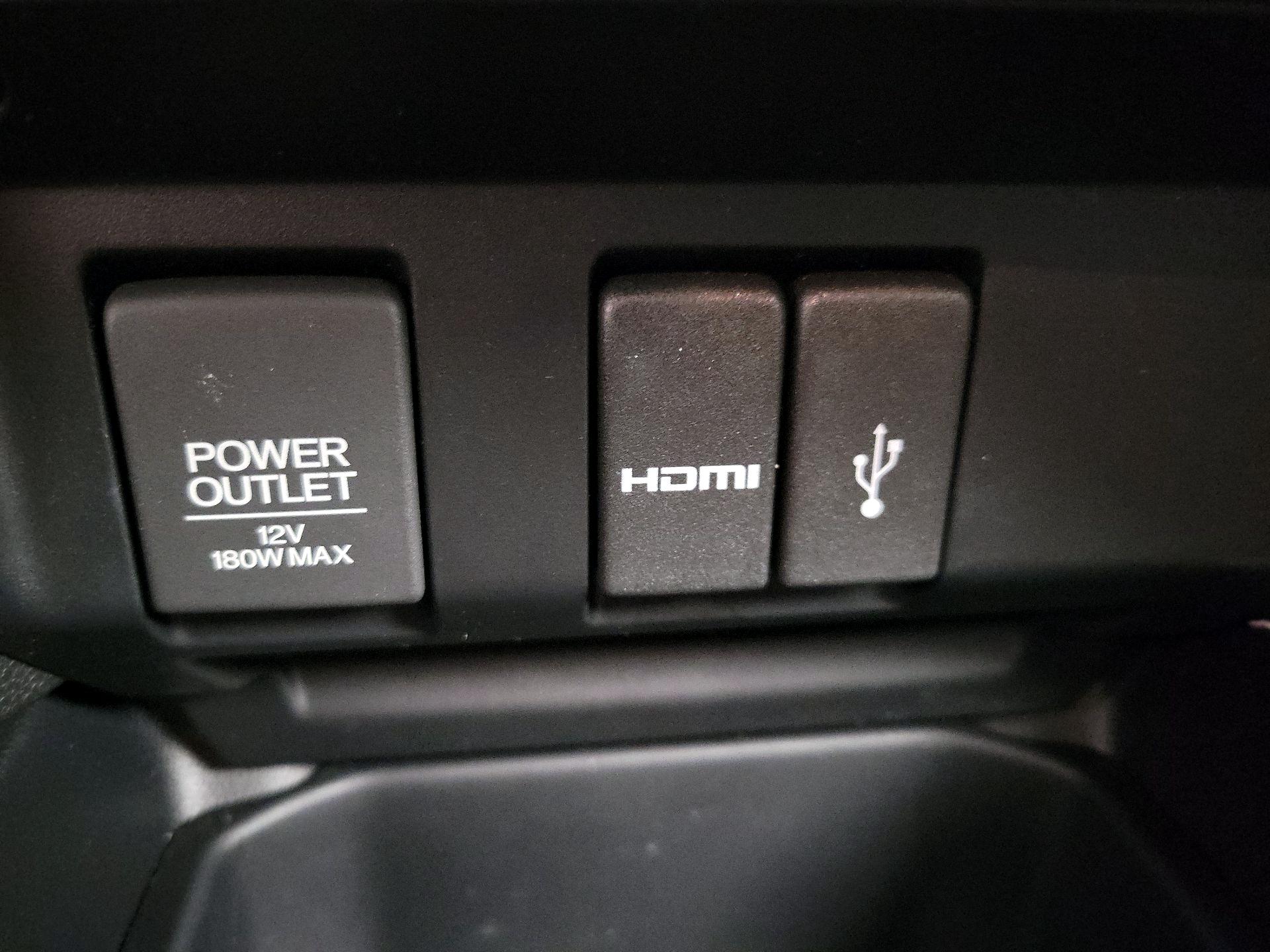 Thumbnail: 2015 Honda Fit - 19
