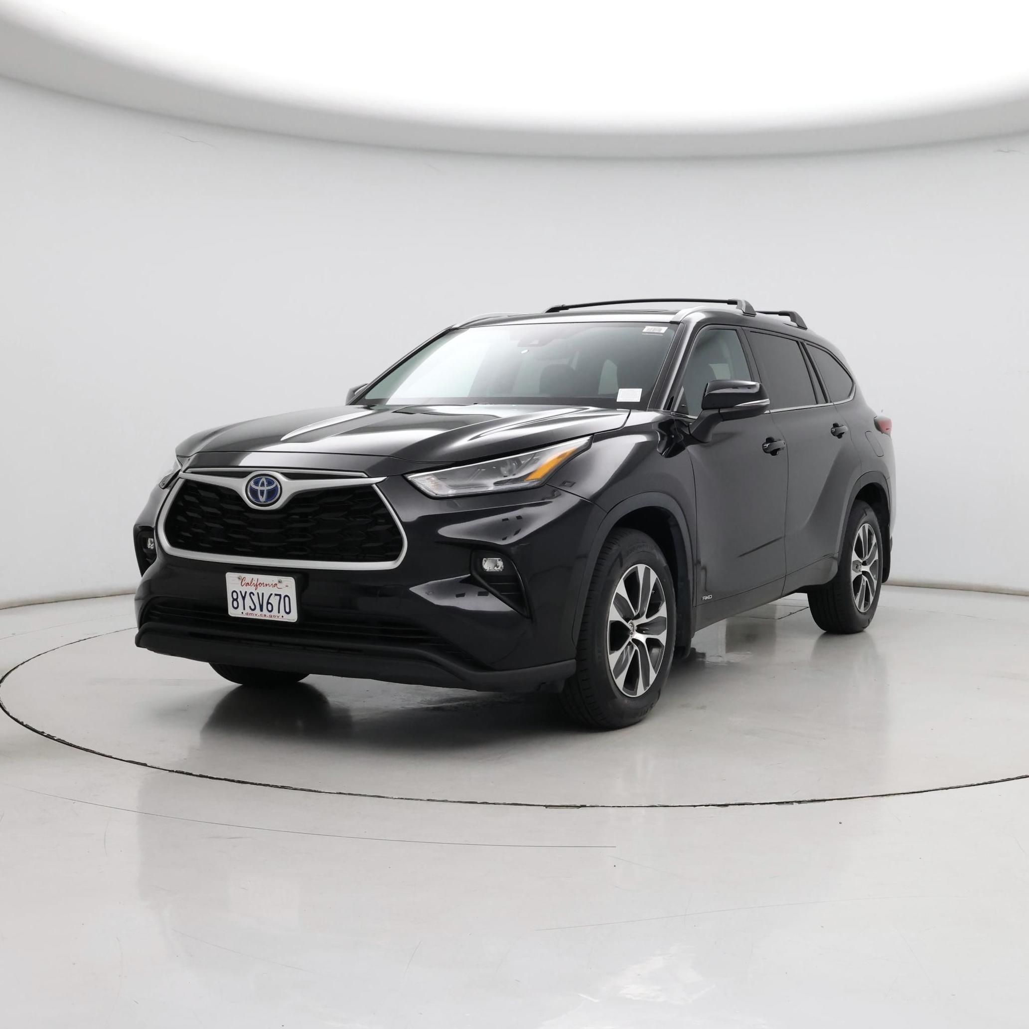Thumbnail: 2022 Toyota Highlander - 4