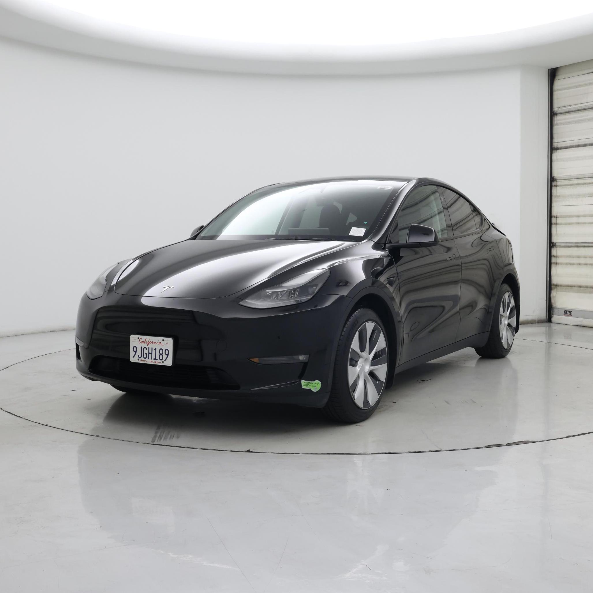Thumbnail: 2023 Tesla Model Y - 4