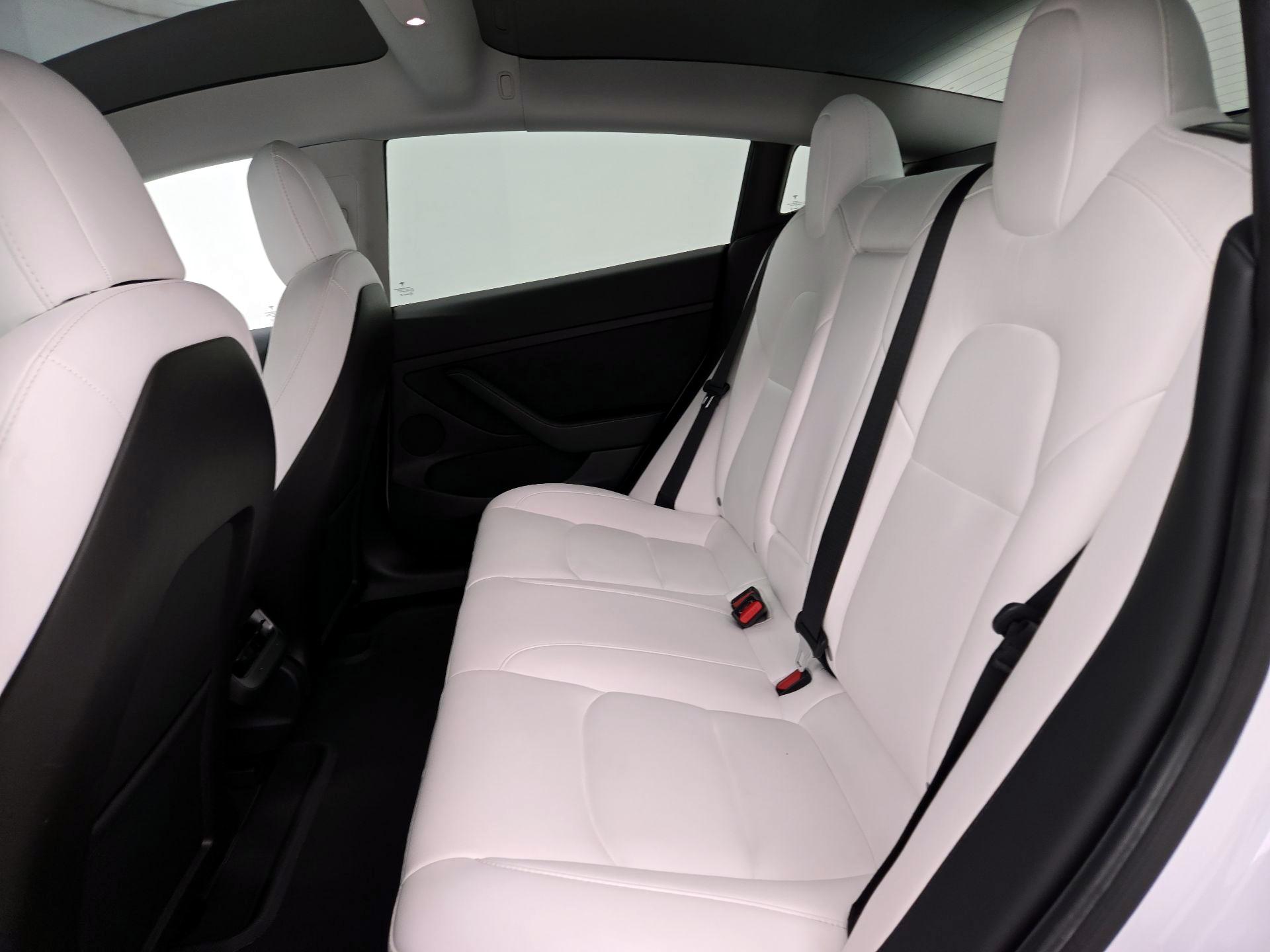 Thumbnail: 2021 Tesla Model 3 - 18