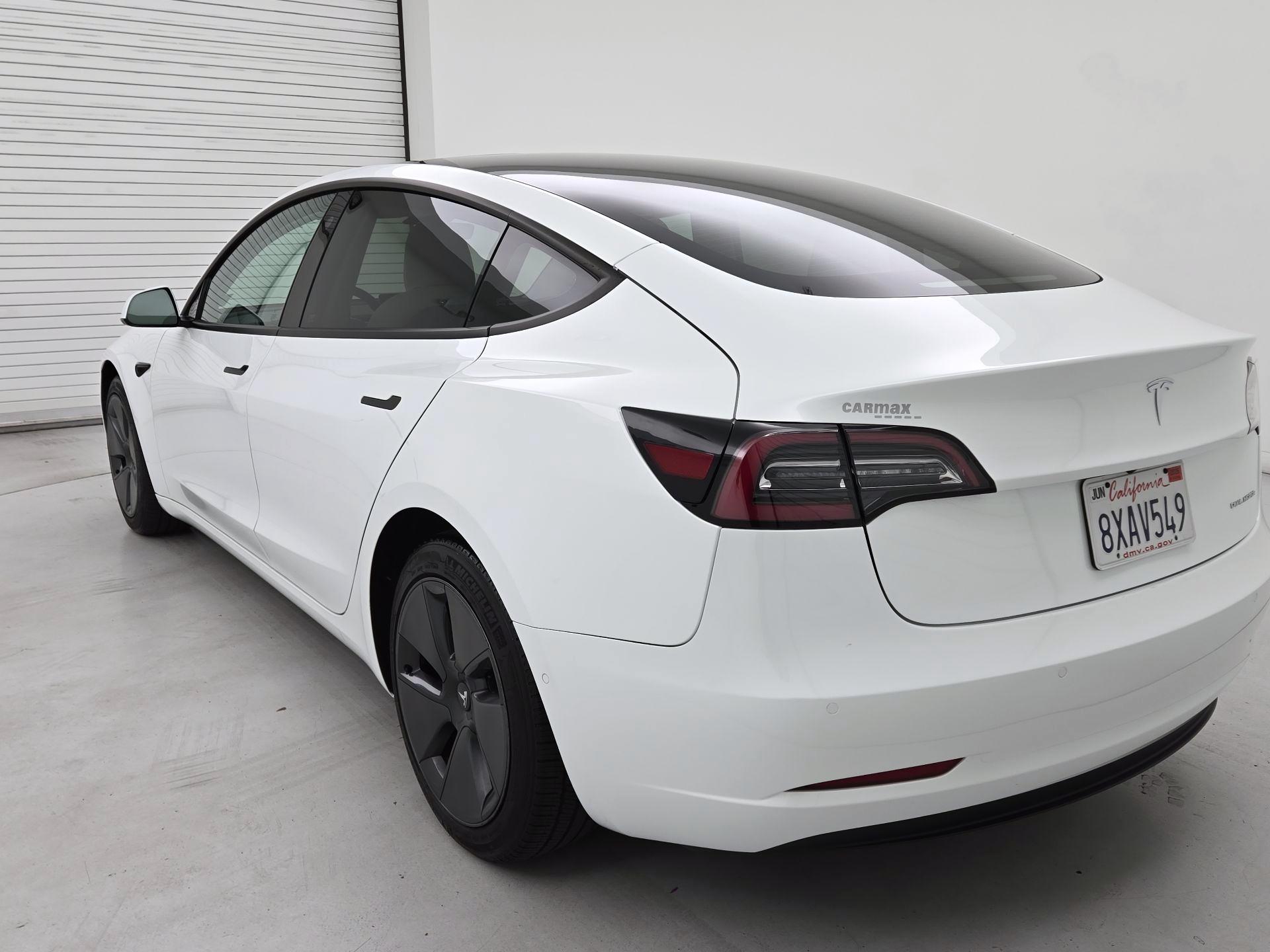 Thumbnail: 2021 Tesla Model 3 - 7