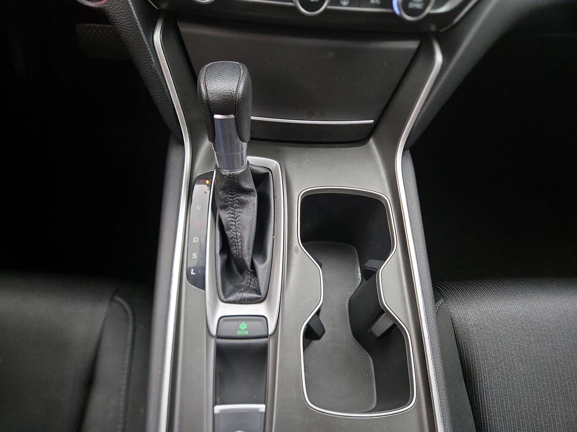 Thumbnail: 2019 Honda Accord - 17