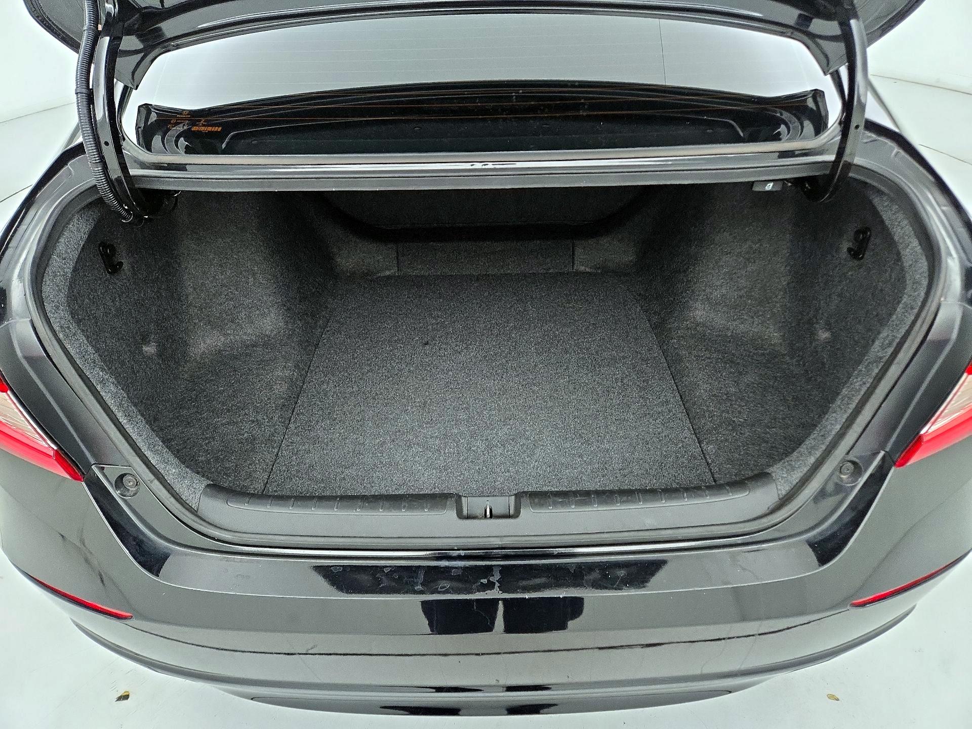 Thumbnail: 2019 Honda Accord - 20