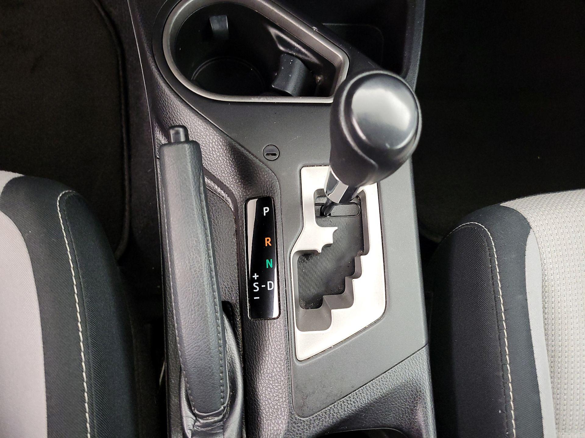 Thumbnail: 2016 Toyota RAV4 - 17
