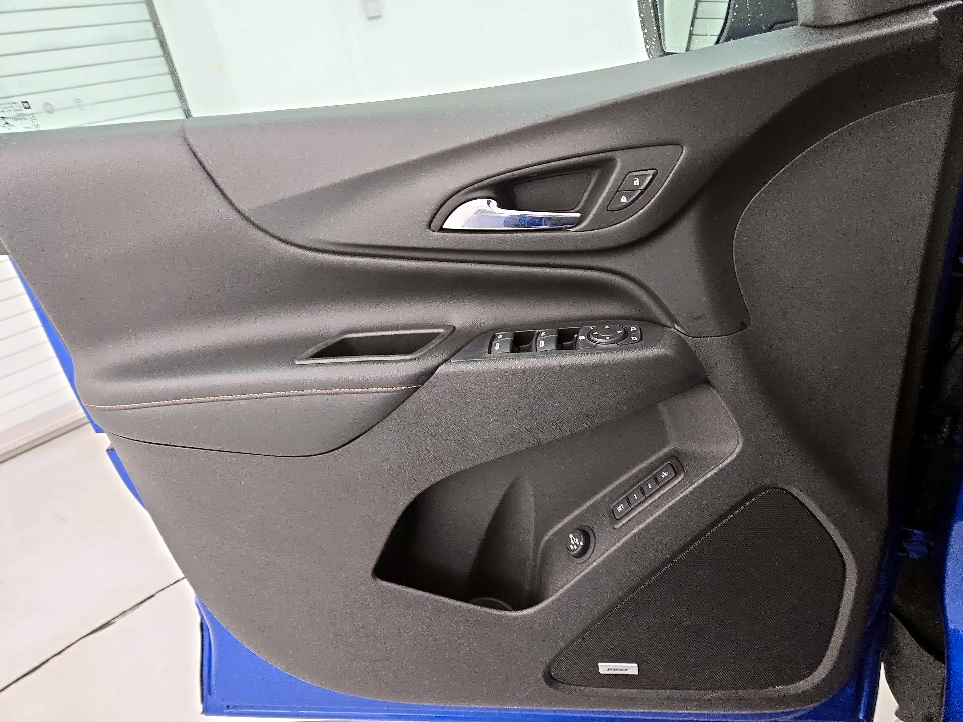 Thumbnail: 2019 Chevrolet Equinox - 12