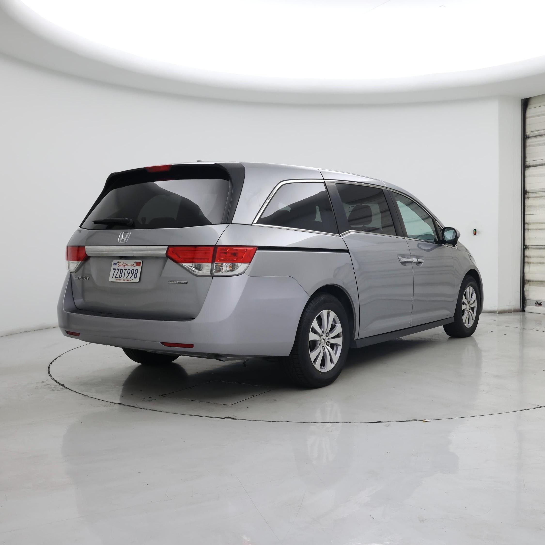 Thumbnail: 2017 Honda Odyssey - 8