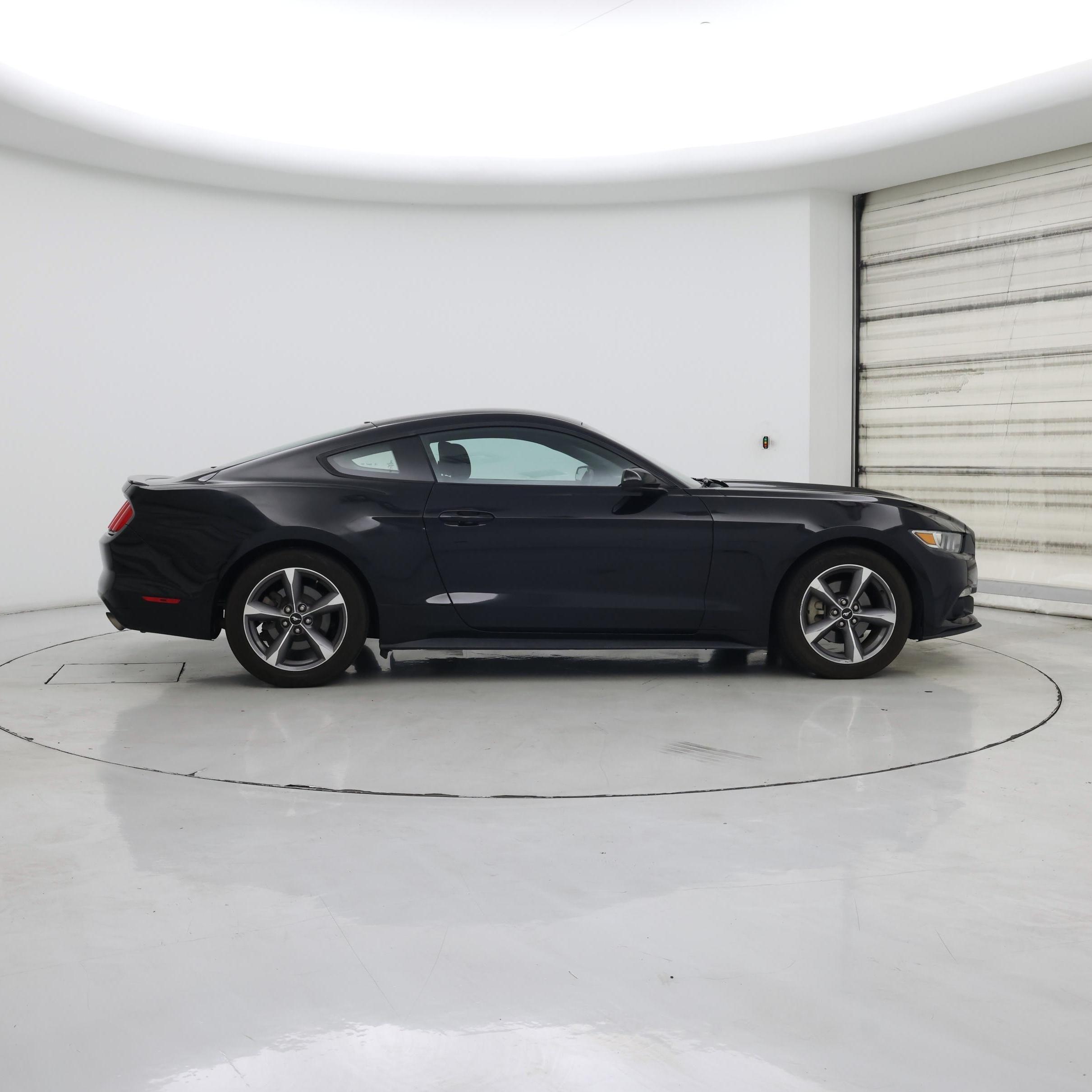 Thumbnail: 2017 Ford Mustang - 7