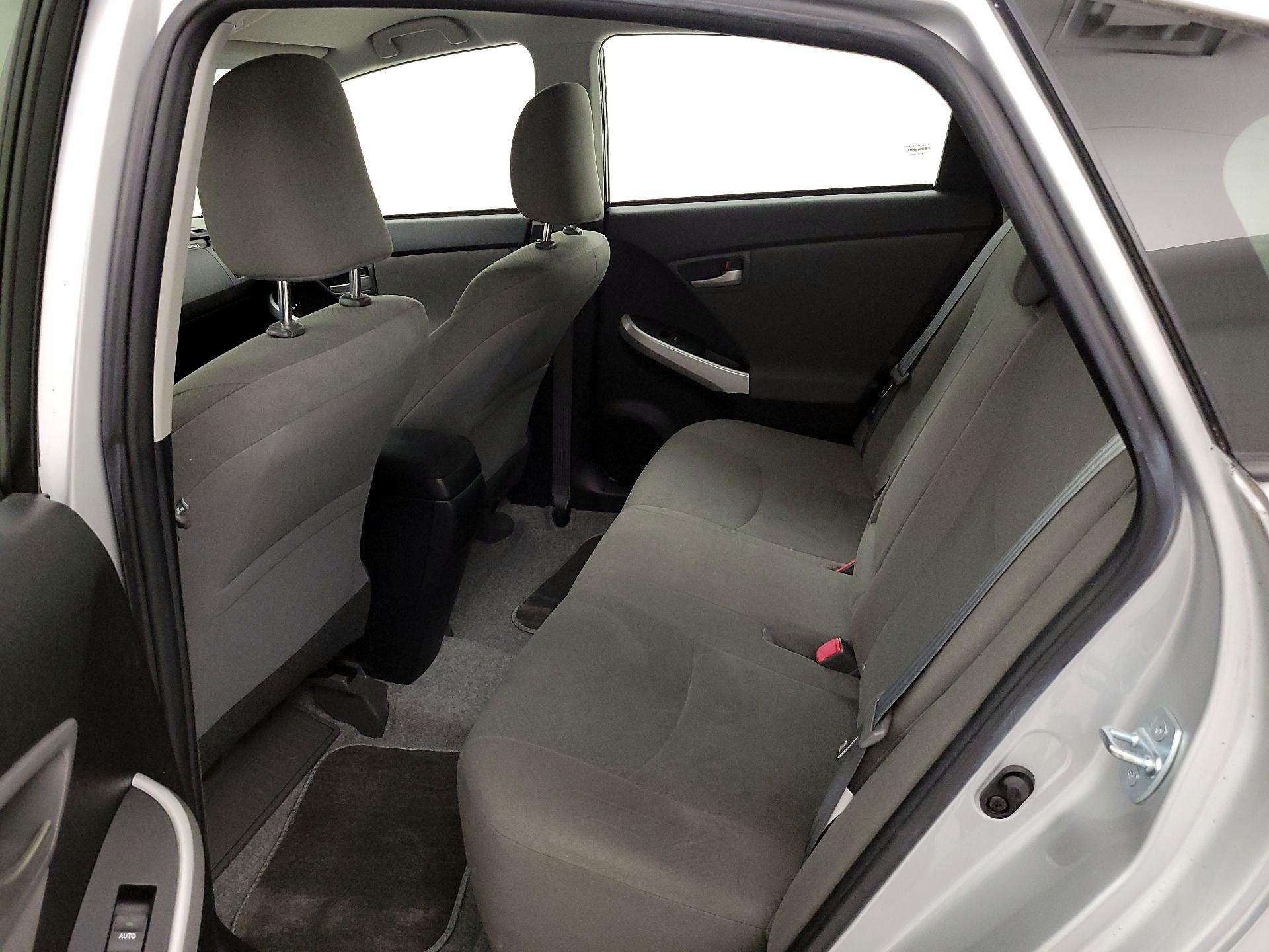 Thumbnail: 2014 Toyota Prius - 19
