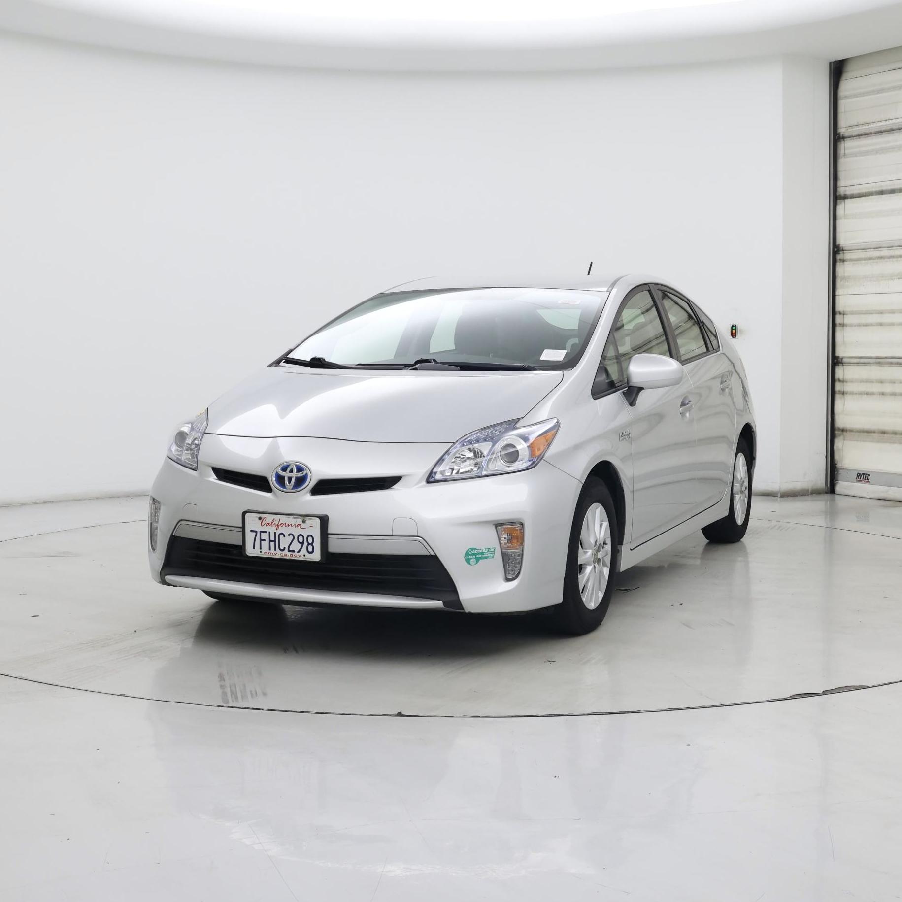 Thumbnail: 2014 Toyota Prius - 4