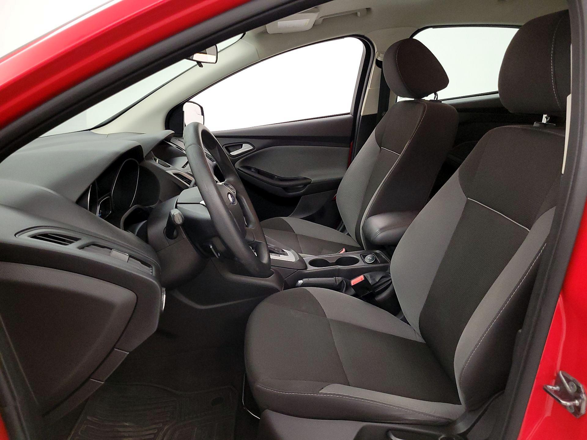 Thumbnail: 2013 Ford Focus - 11