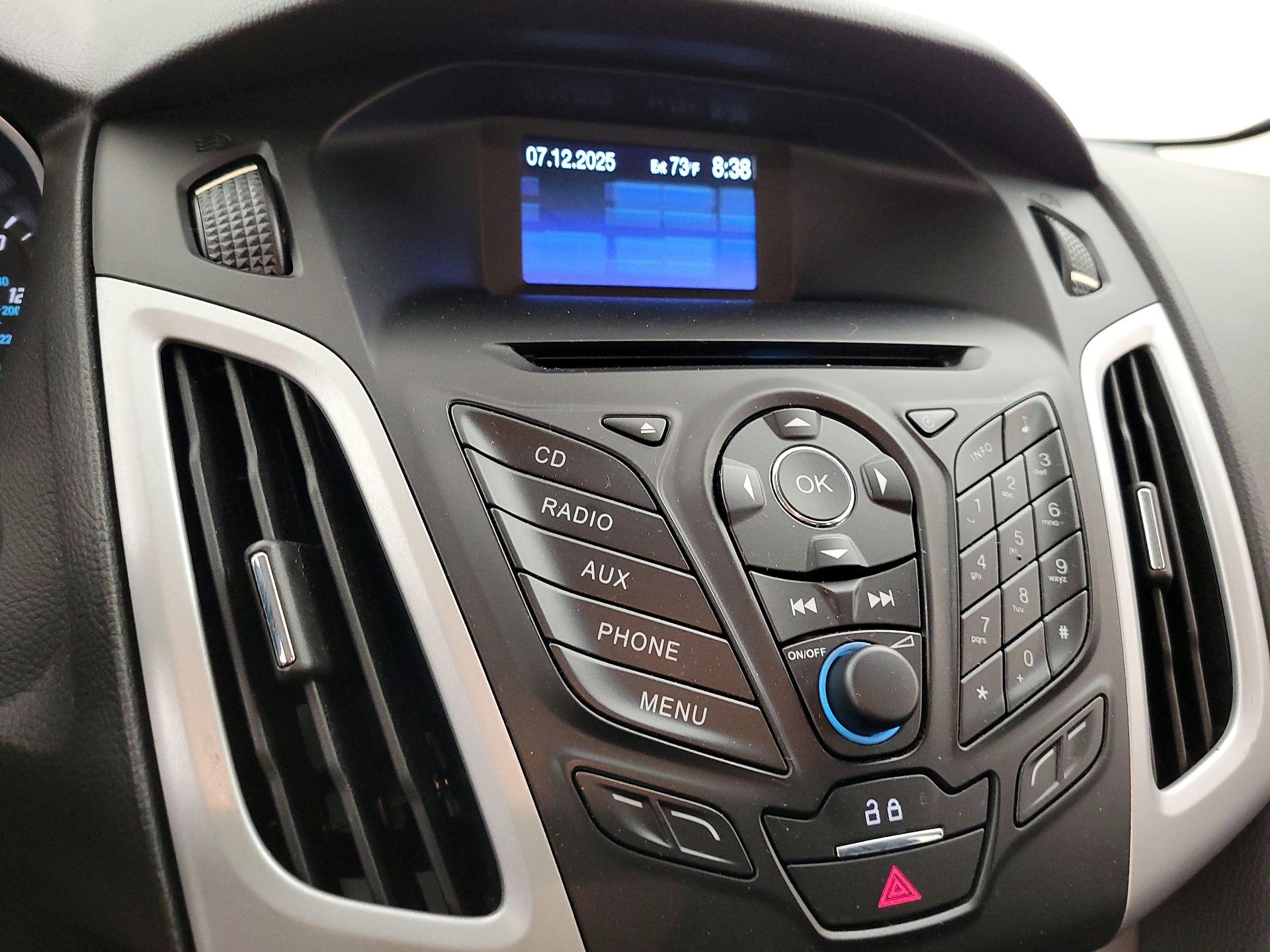 Thumbnail: 2013 Ford Focus - 14