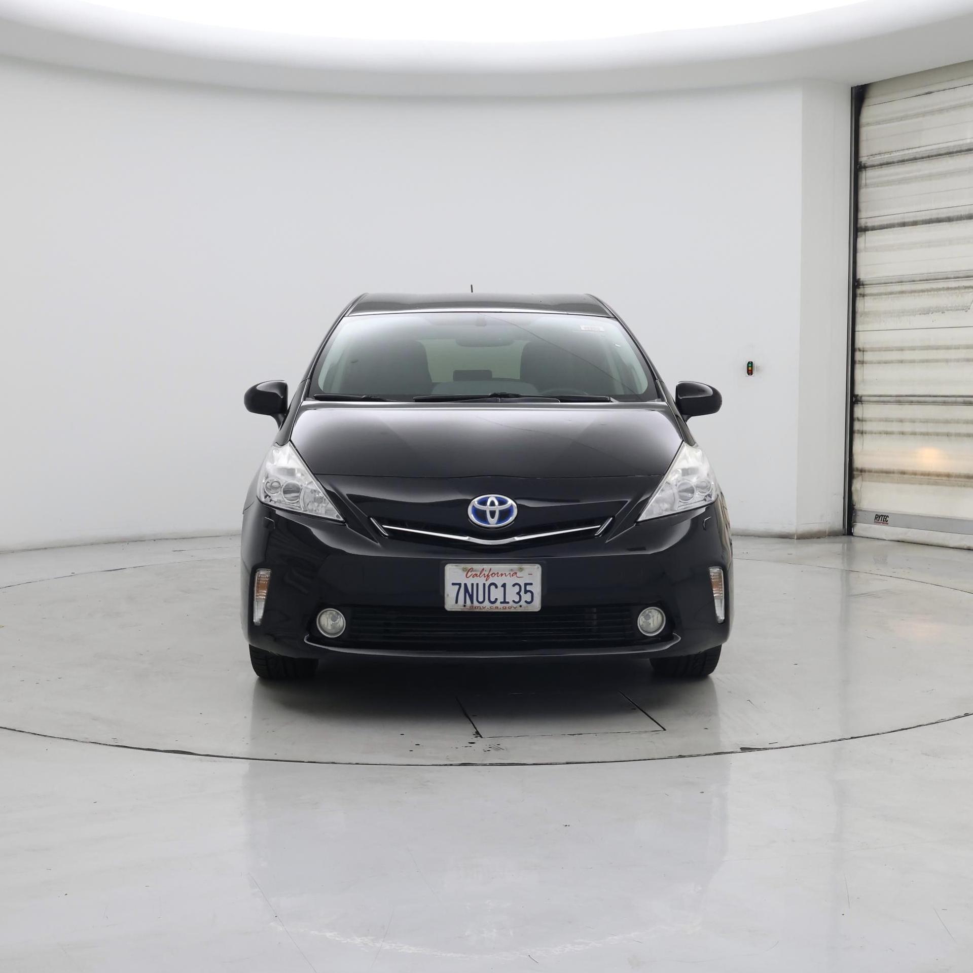 Thumbnail: 2014 Toyota Prius v - 5