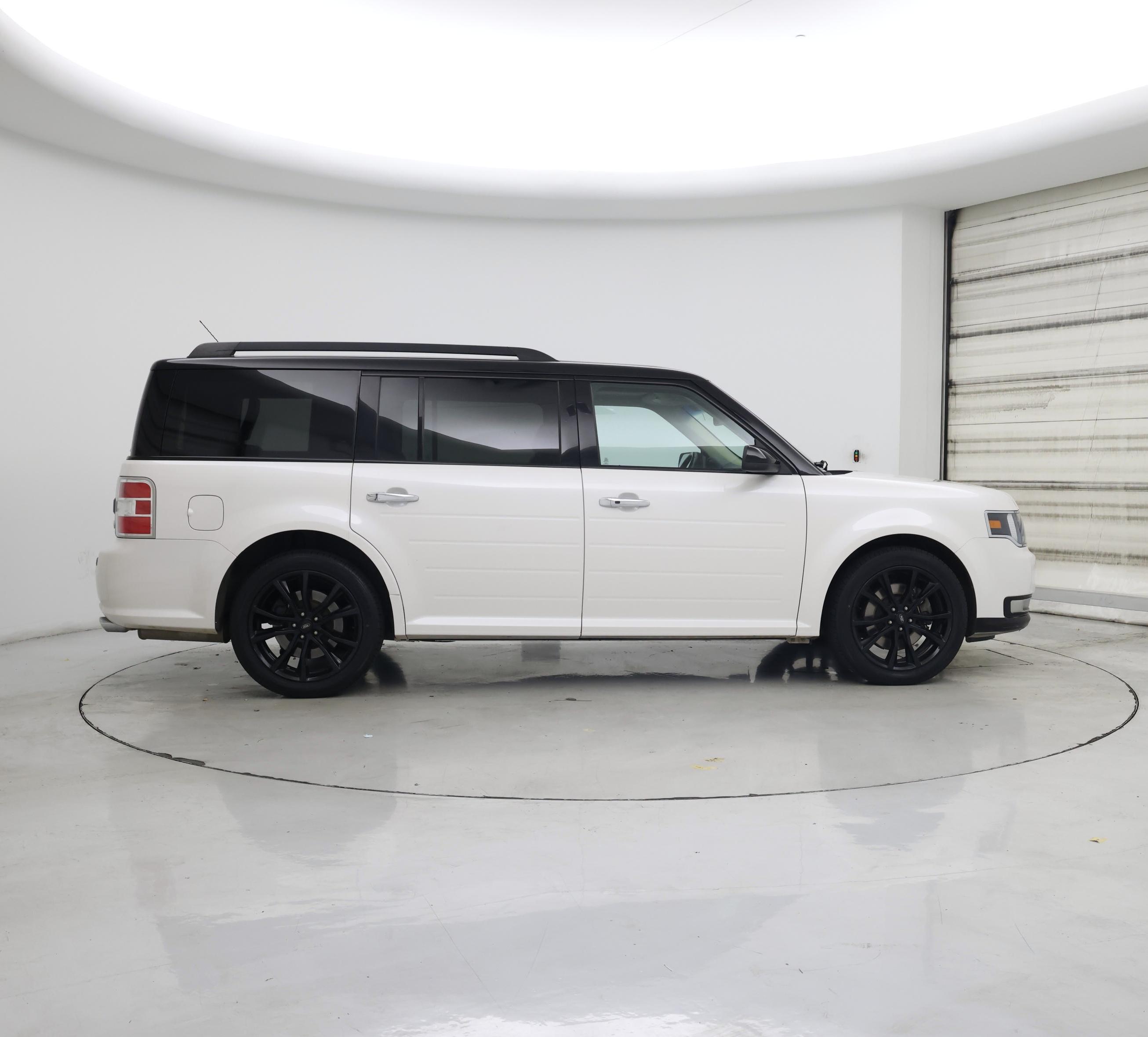 Thumbnail: 2019 Ford Flex - 7