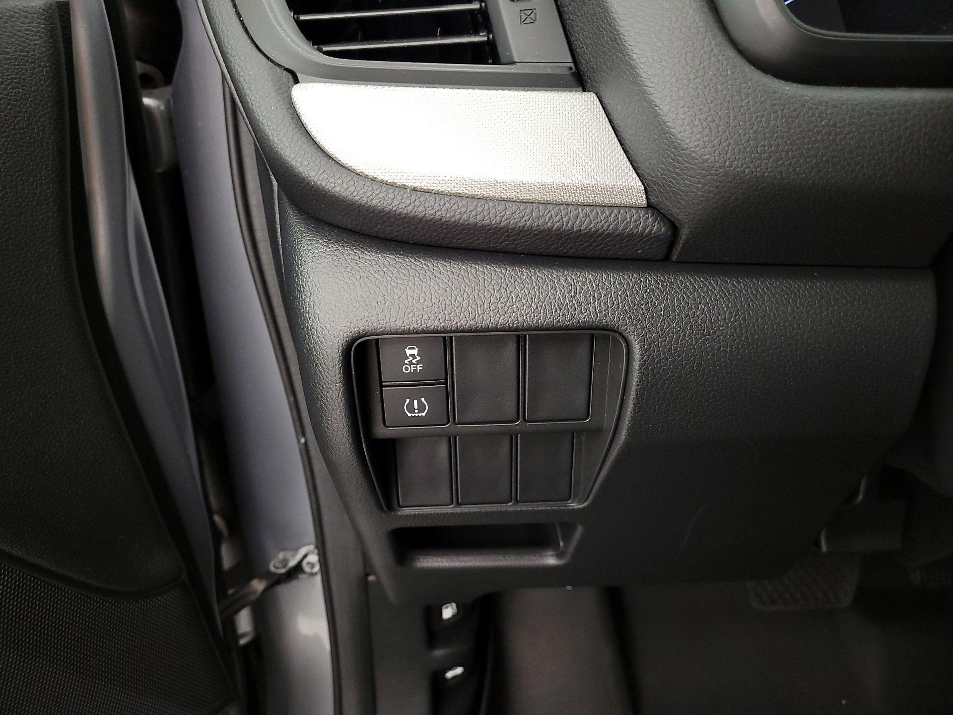 Thumbnail: 2017 Honda CR-V - 13