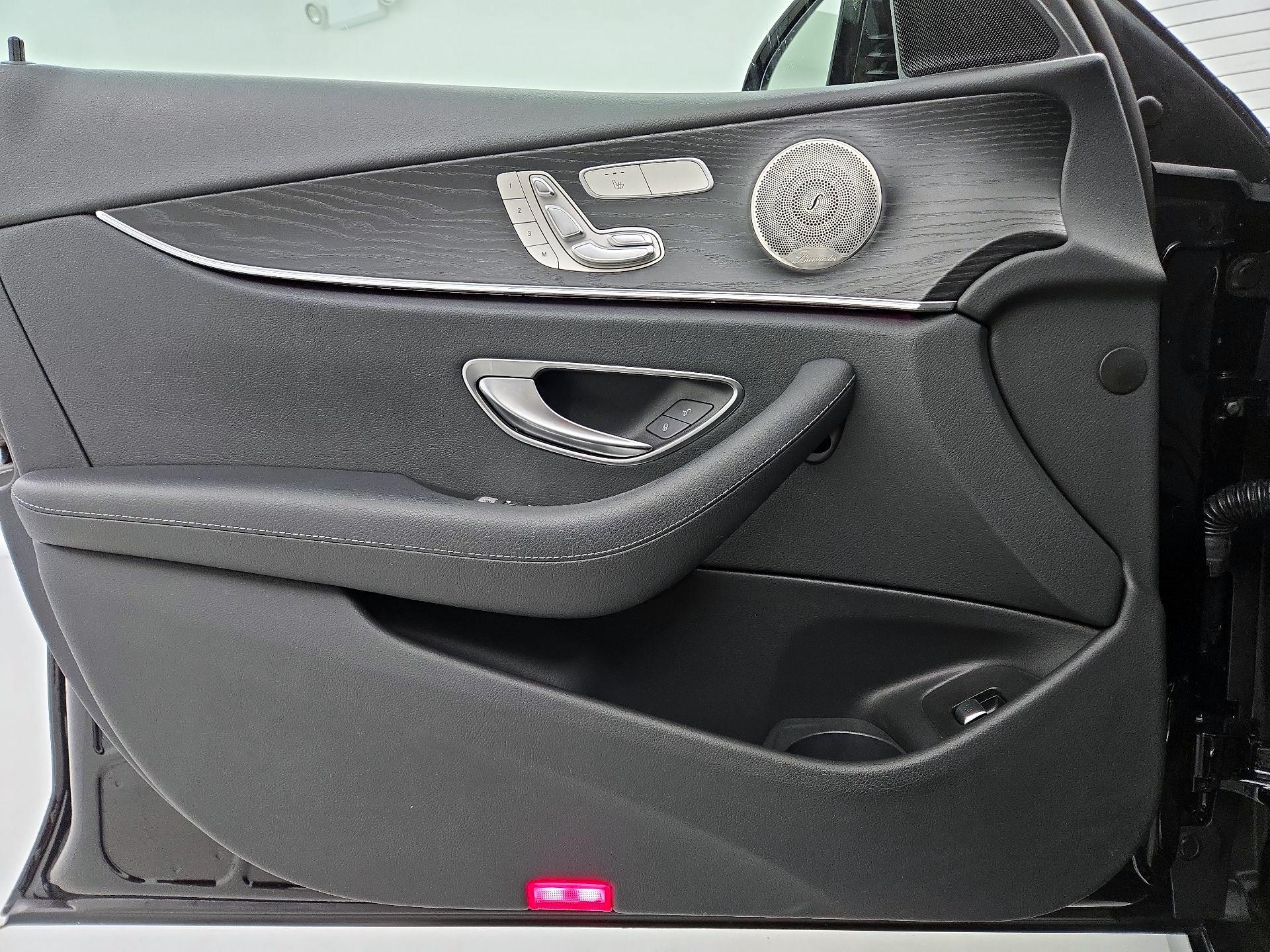 Thumbnail: 2022 Mercedes-Benz E-Class - 10