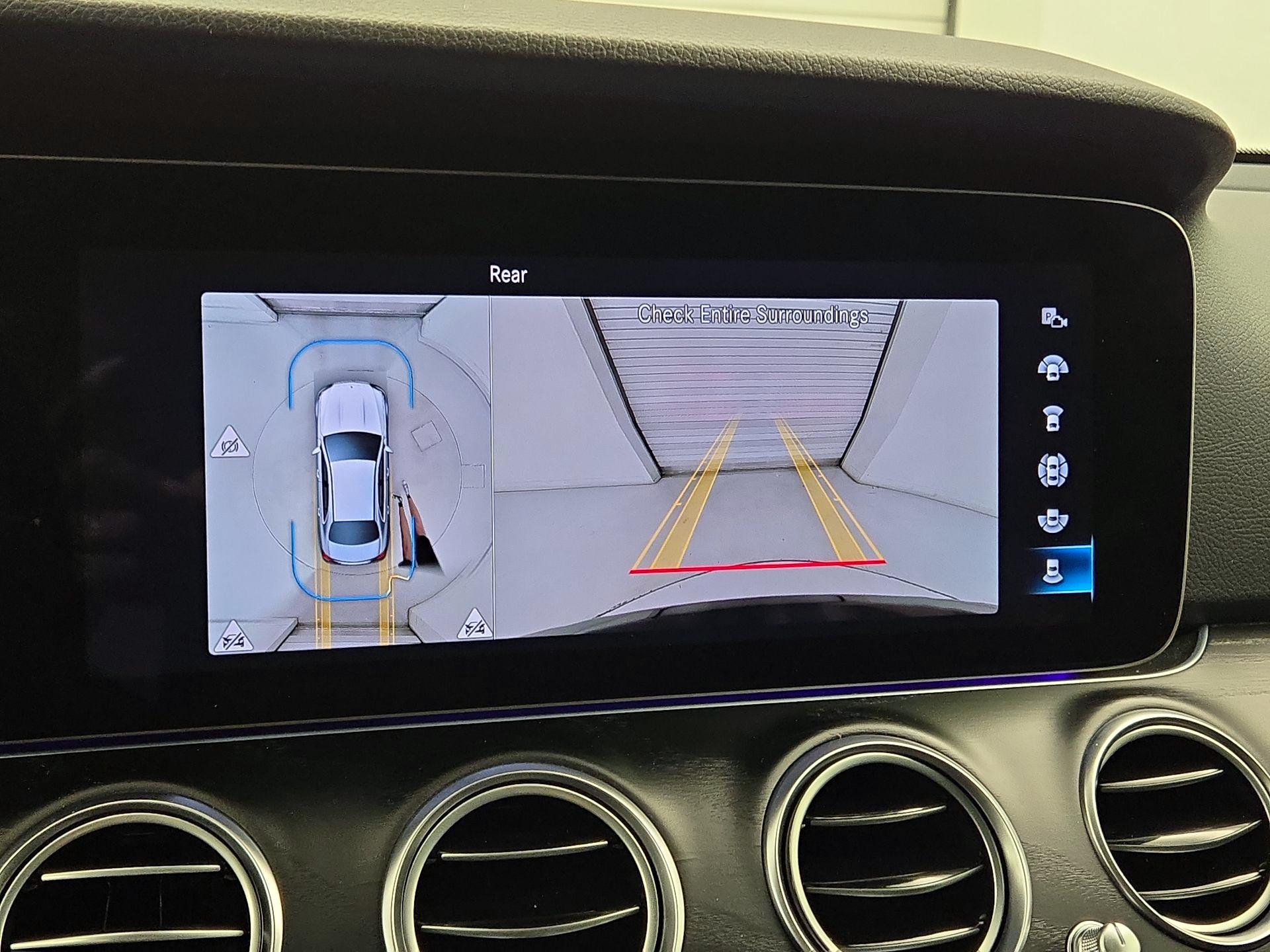 Thumbnail: 2022 Mercedes-Benz E-Class - 13