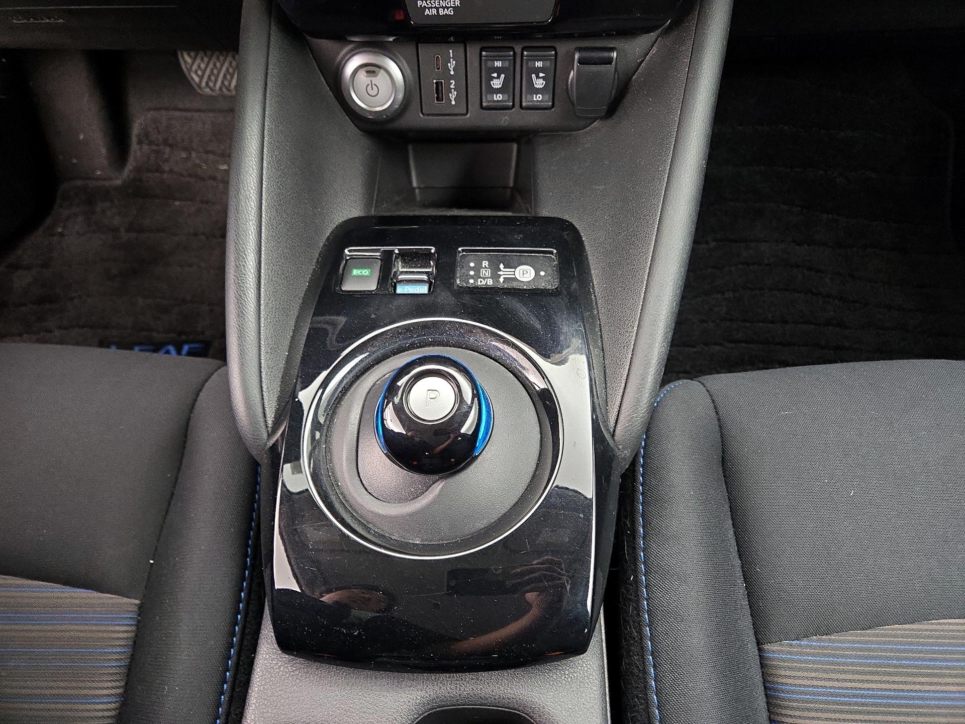 Thumbnail: 2021 Nissan Leaf - 15