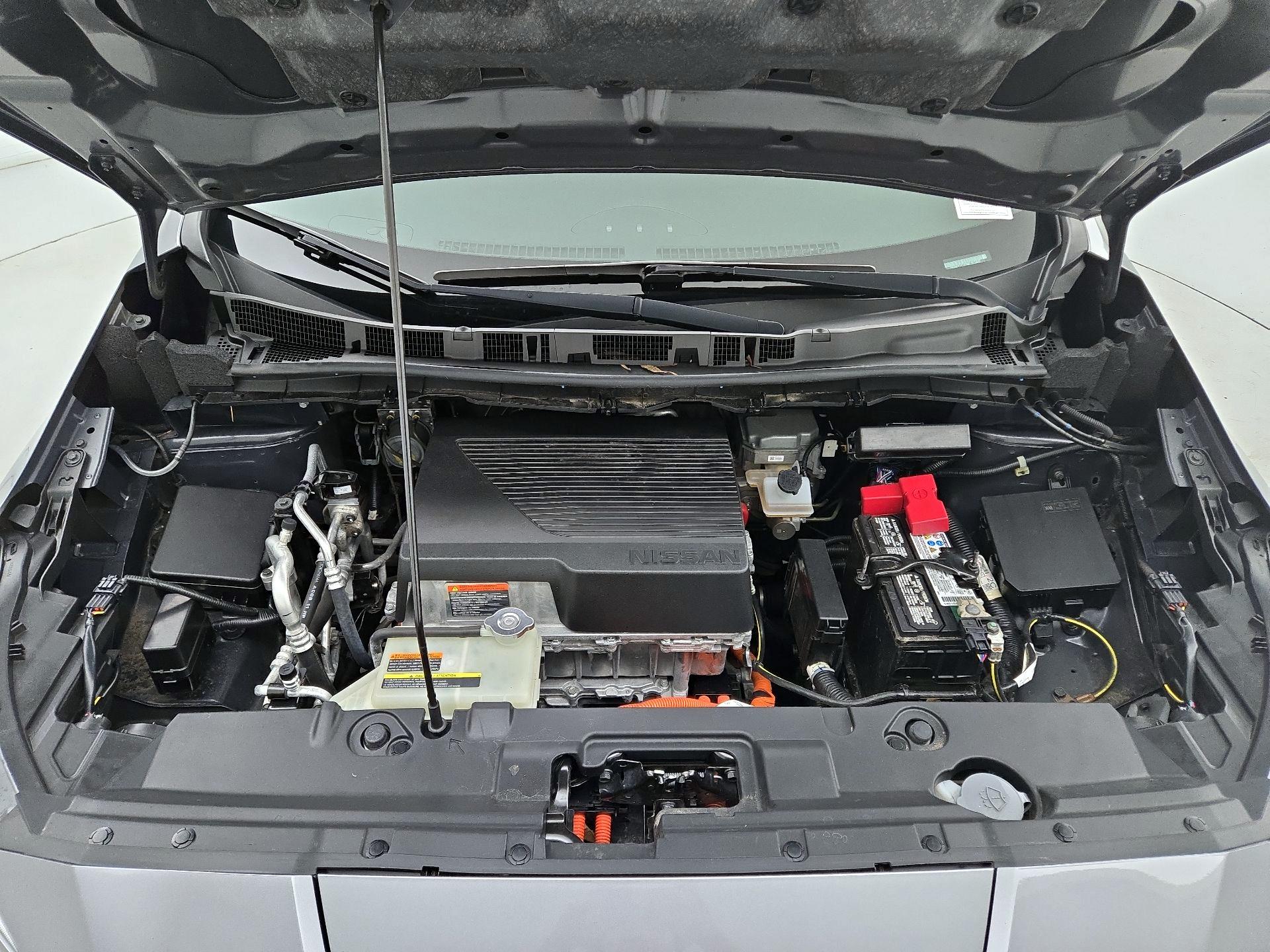 Thumbnail: 2021 Nissan Leaf - 18