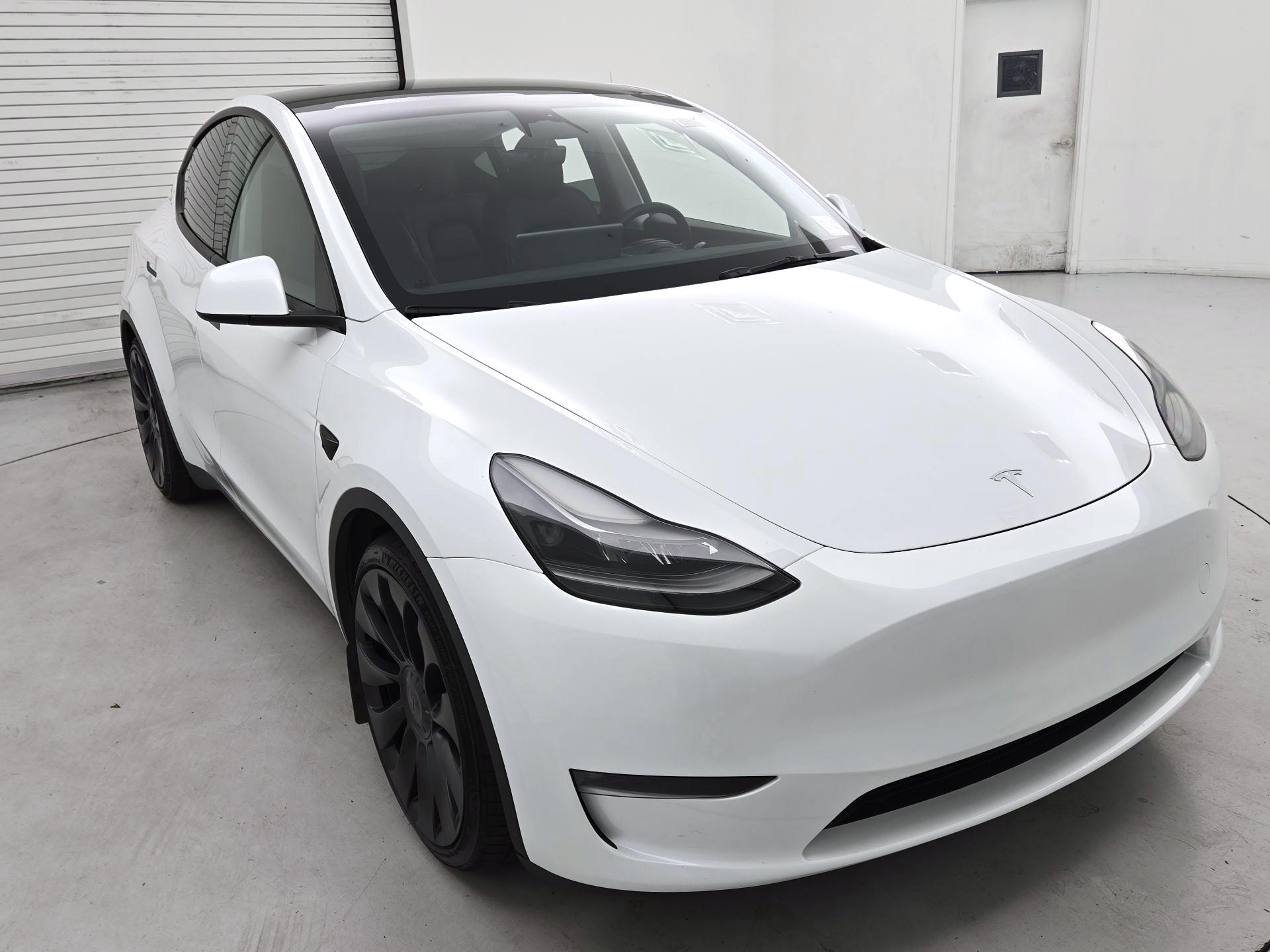 Thumbnail: 2023 Tesla Model Y - 1