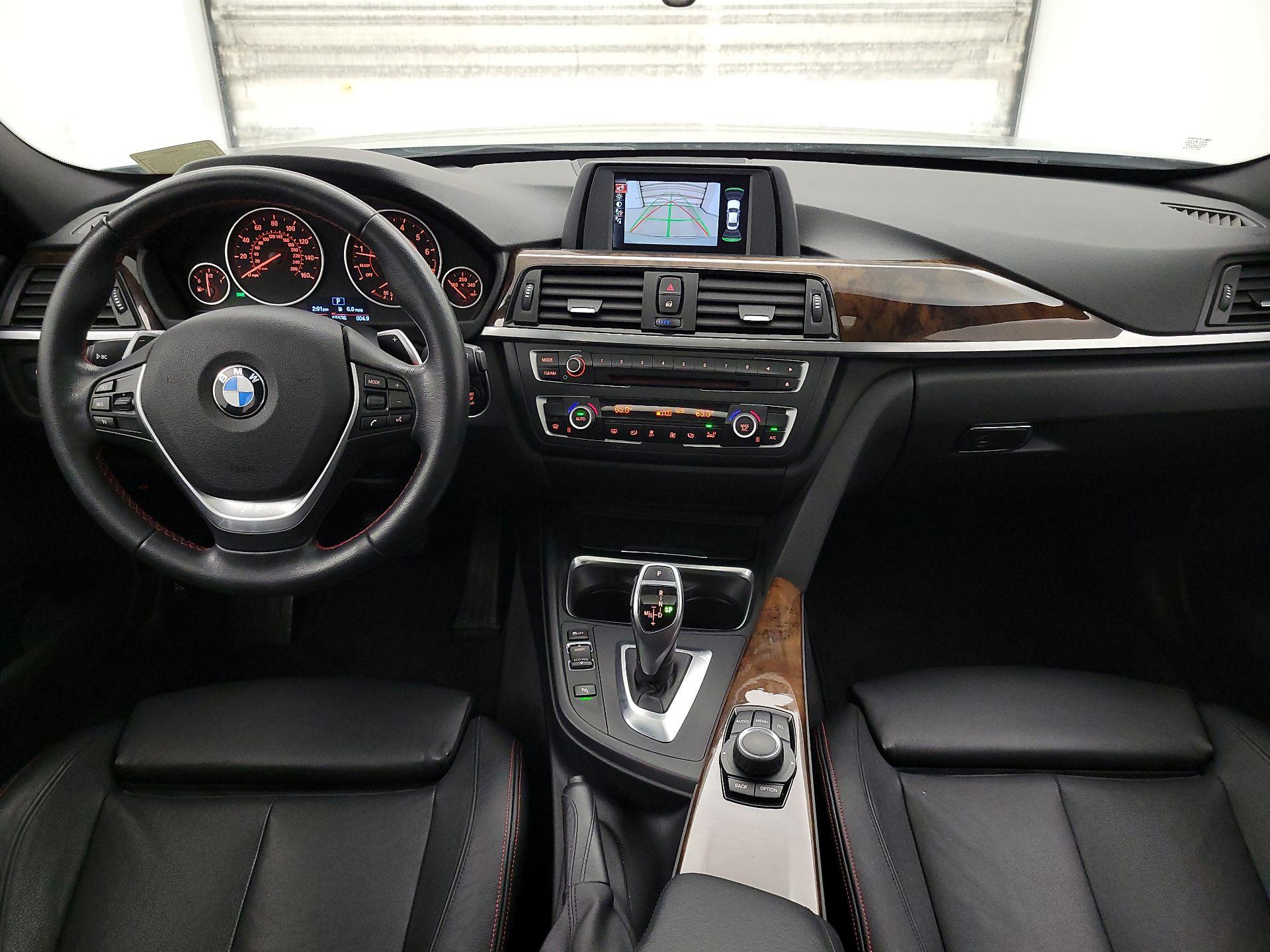 Thumbnail: 2015 BMW 3 Series - 9