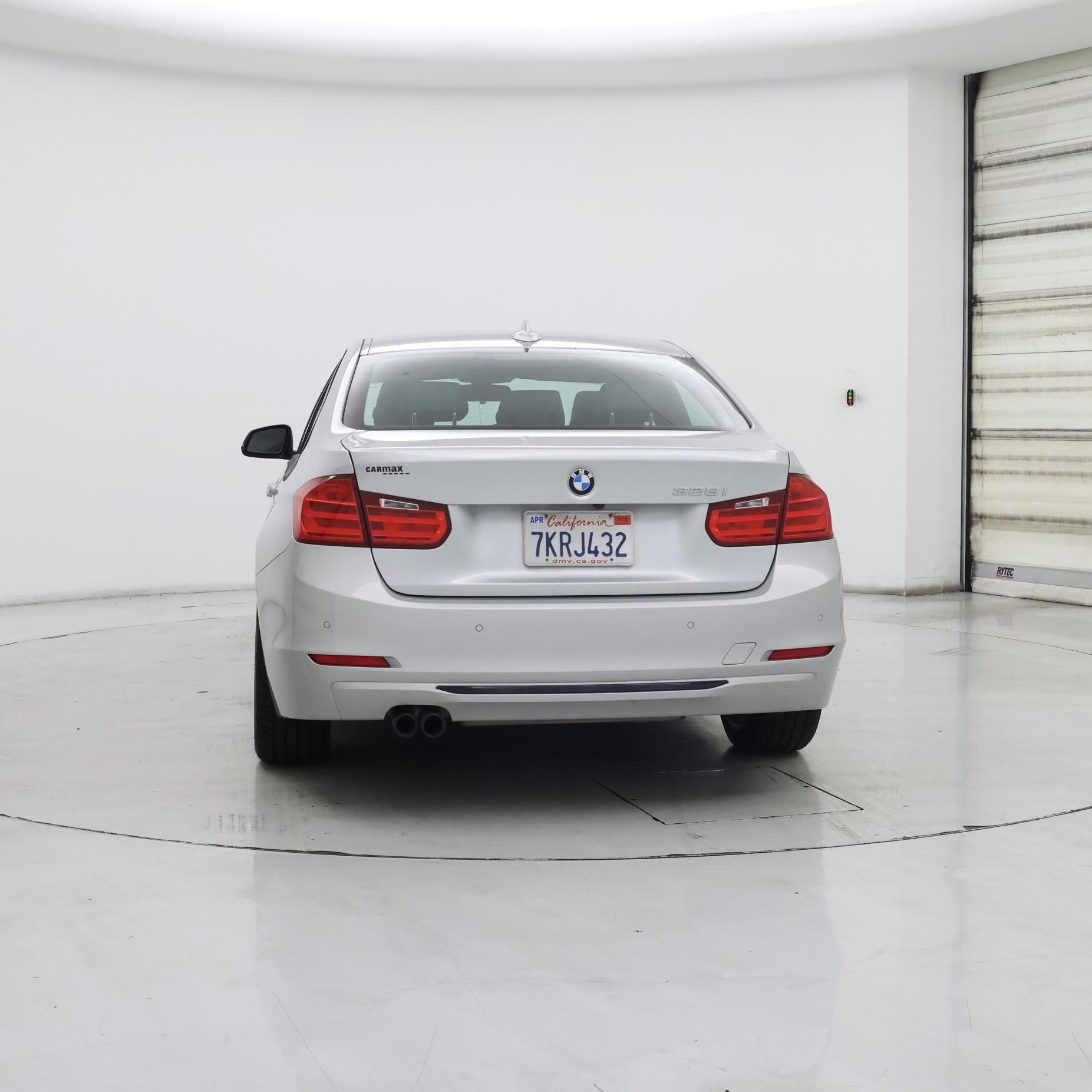 Thumbnail: 2015 BMW 3 Series - 6