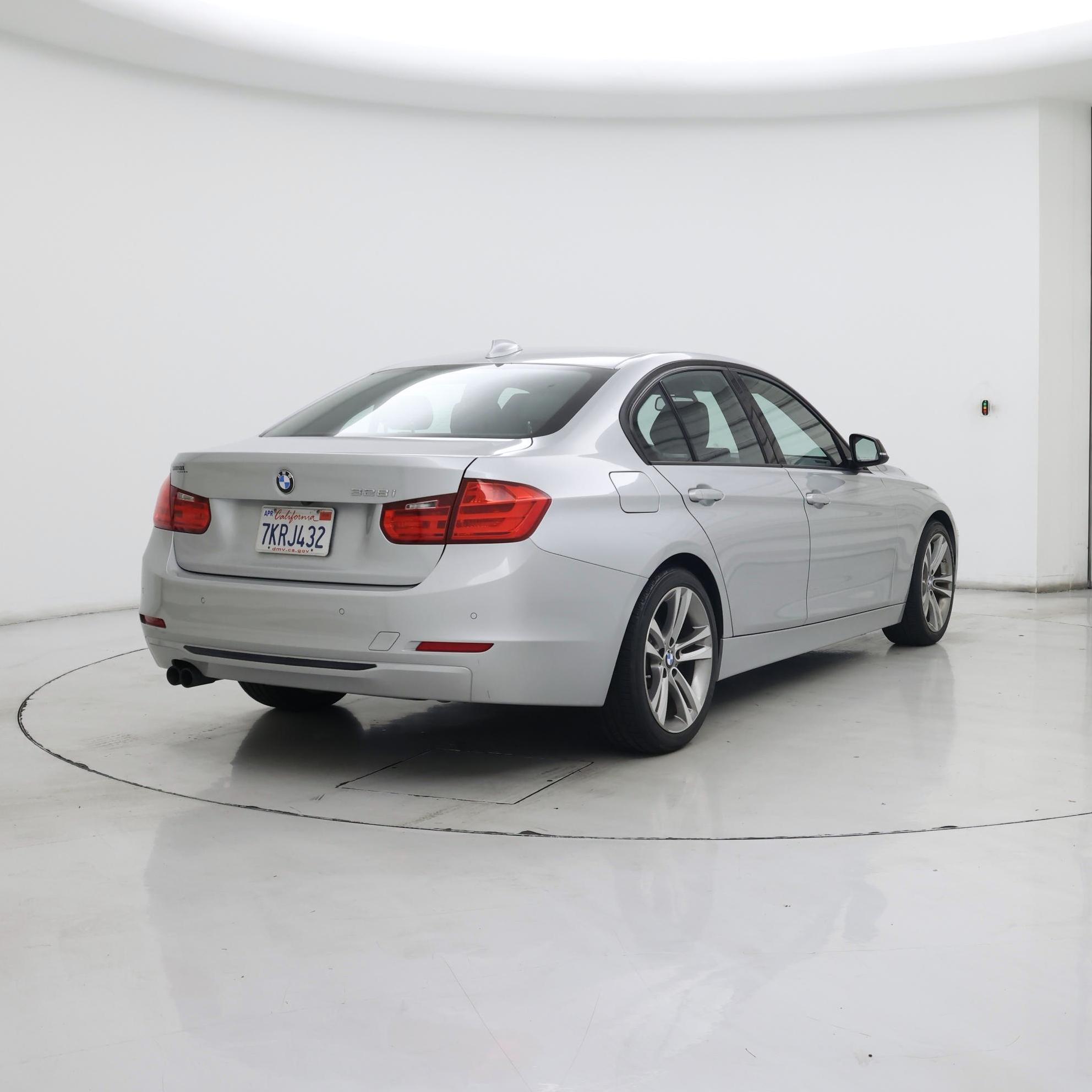 Thumbnail: 2015 BMW 3 Series - 8