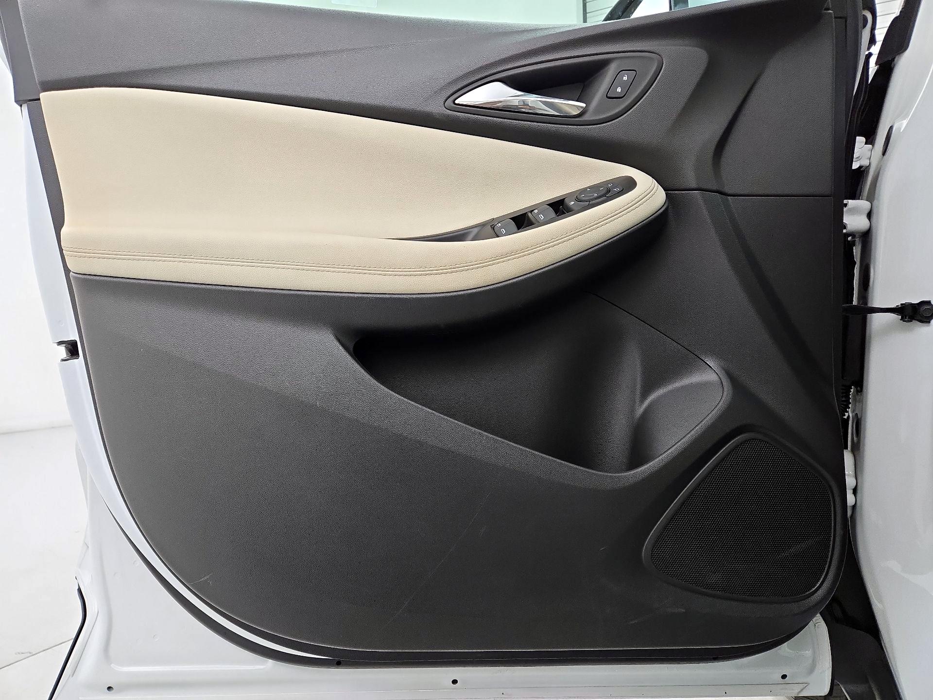 Thumbnail: 2023 Buick Encore GX - 10